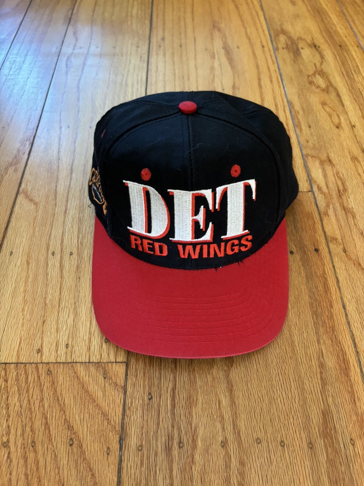 Logo 7 × NHL × Vintage Vintage NHL redwings logo 7 SnapBack Size ONE SIZE - 1 Thumbnail