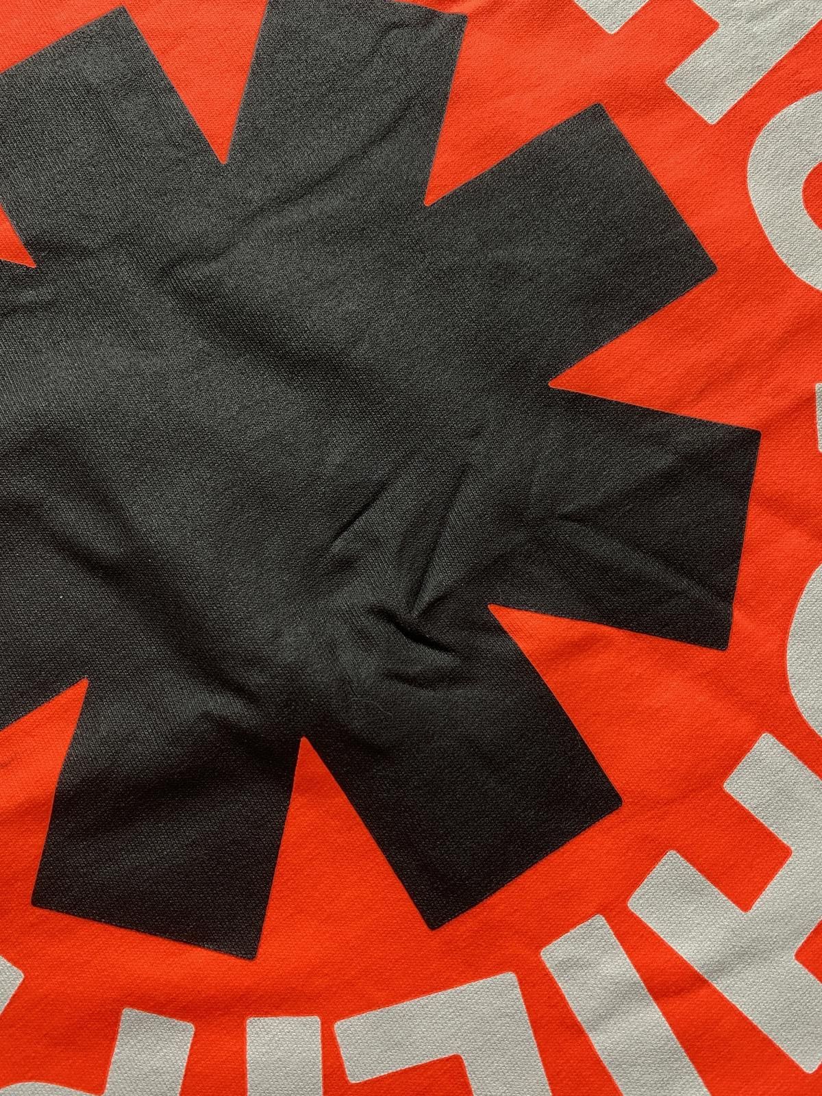 Japanese Brand Rare Red Hot Chili Peppers Classic Logo T-shirt Large Size US L / EU 52-54 / 3 - 6 Thumbnail