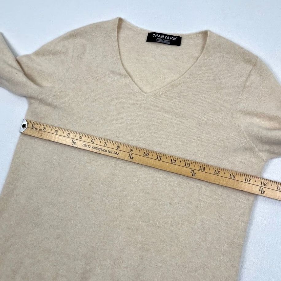 Vintage Chanyarn Cashmere Sweater Women S Brown Beige V-Neck Soft Quiet Luxury Old Money Pullover Size S / US 4 / IT 40 - 4 Thumbnail