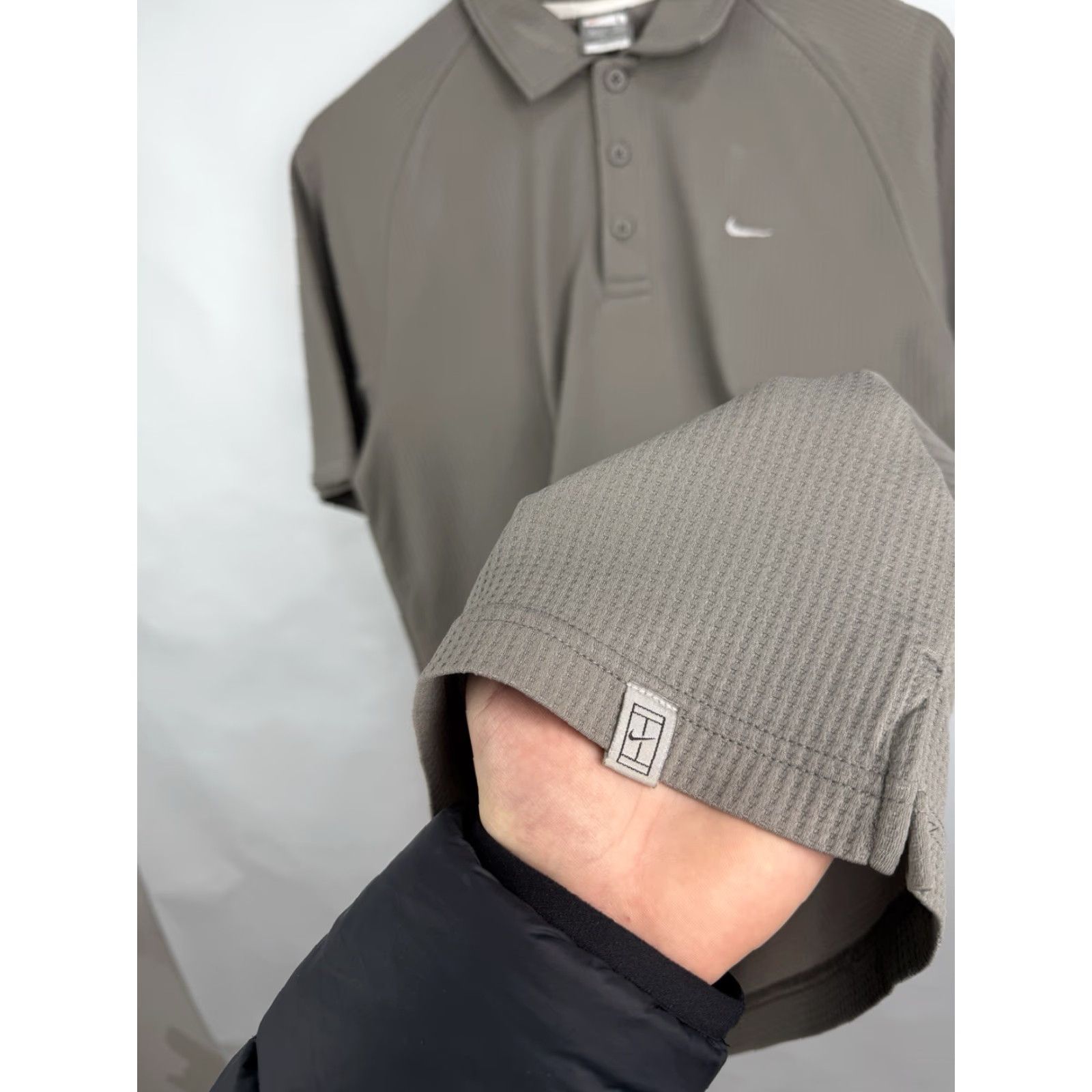 Nike VINTAGE Nike Tennis Challenge Court Polo T-Shirt Y2K L Mens Gray 90s Size US L / EU 52-54 / 3 - 7 Thumbnail