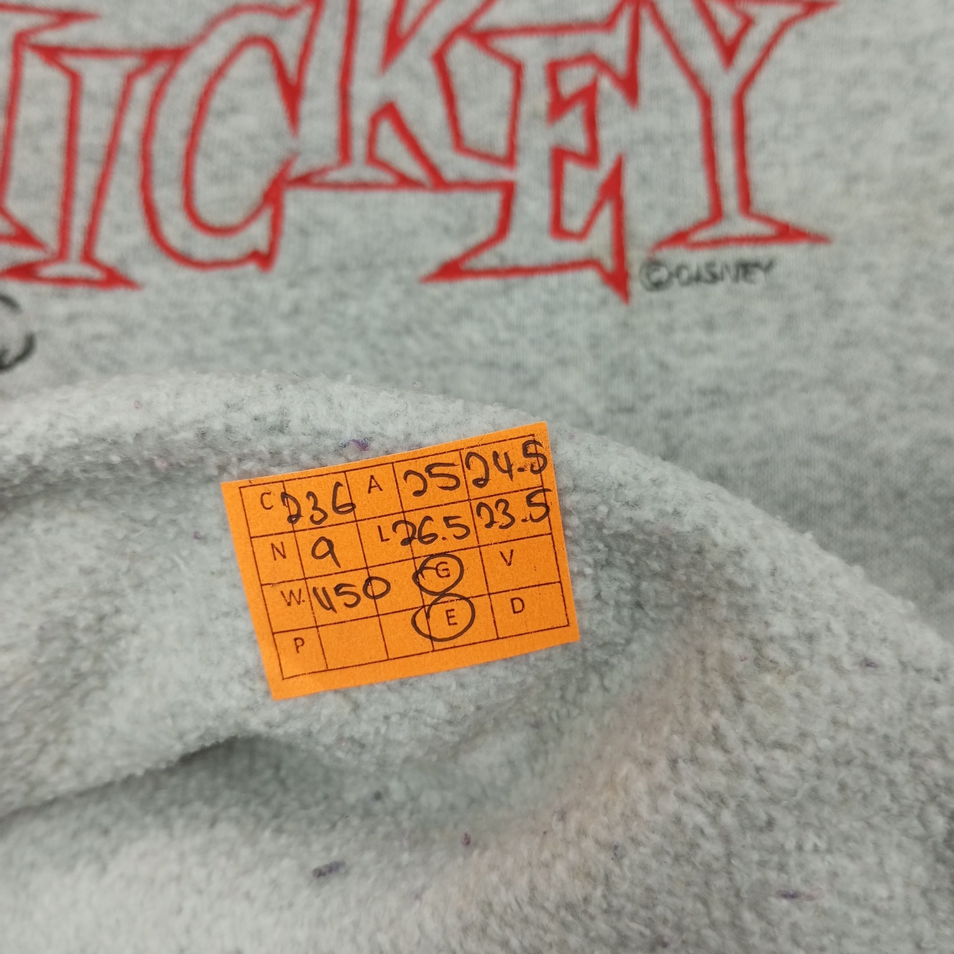 Mickey Mouse Vintage Disney Mickey Mouse Sweatshirt c236n9 Size US XL / EU 56 / 4 - 9 Thumbnail