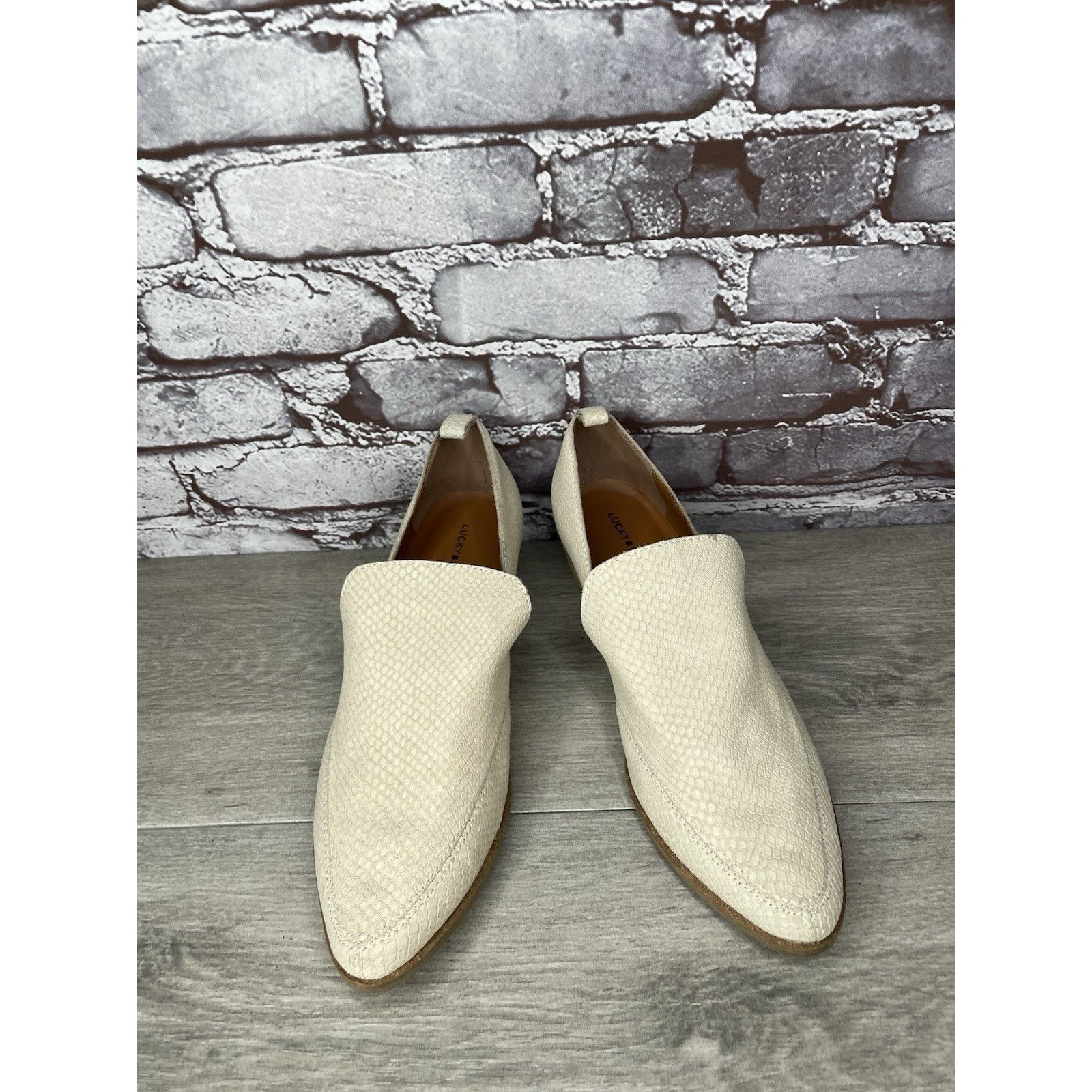 Lucky Brand Lucky Brand Mahzan Ivory Leather Lizard Print Loafer Heel Sh Size US 9.5 / IT 39.5 - 16 Thumbnail