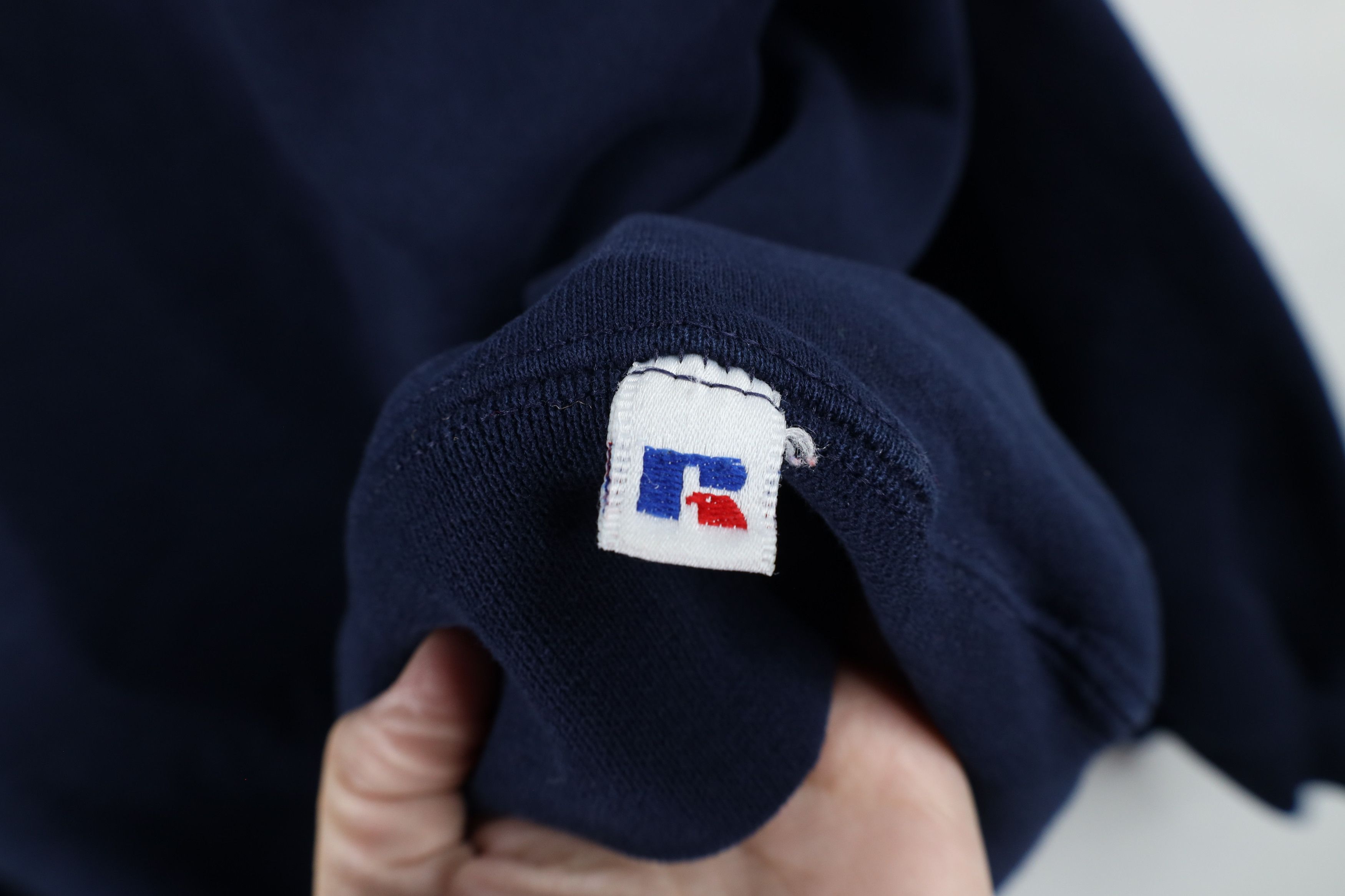 Russell Athletic × Vintage Vintage 90s Russell Athletic Crewneck Sweatshirt Blue USA Size US XXL / EU 58 / 5 - 4 Thumbnail