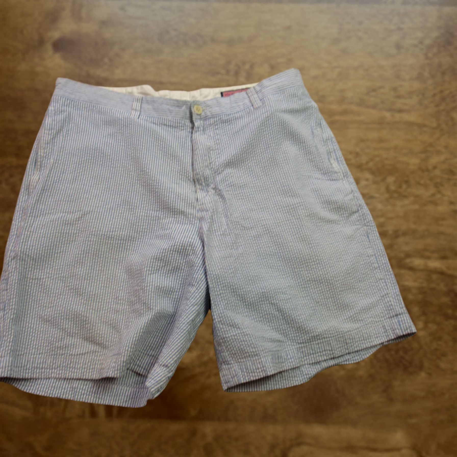 Vineyard Vines Vineyard Vines Shorts Mens 34 Blue Stripes Chino Pockets Hiking Lightweight Short Size US 34 / EU 50 - 1 Thumbnail