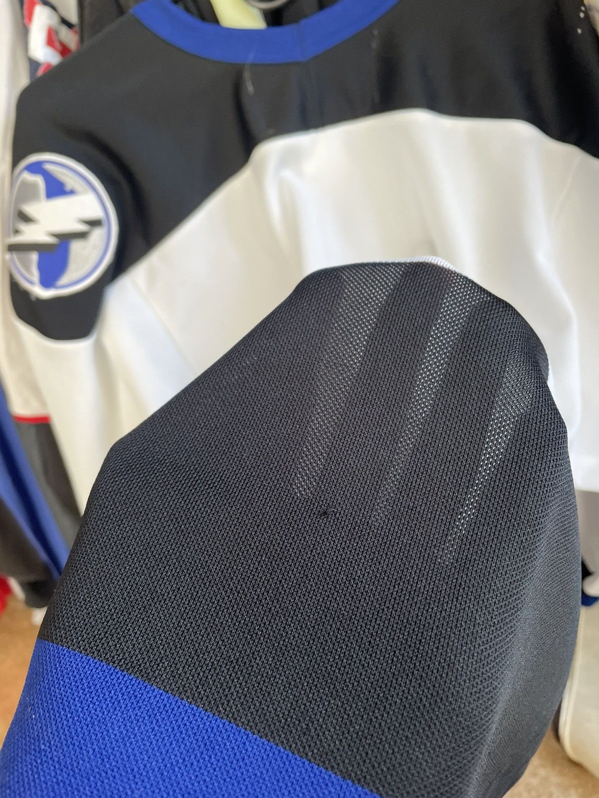 NHL Vintage 90s Tampa Bay Lightning Hockey Jersey Small S Blank Size US S / EU 44-46 / 1 - 11 Thumbnail
