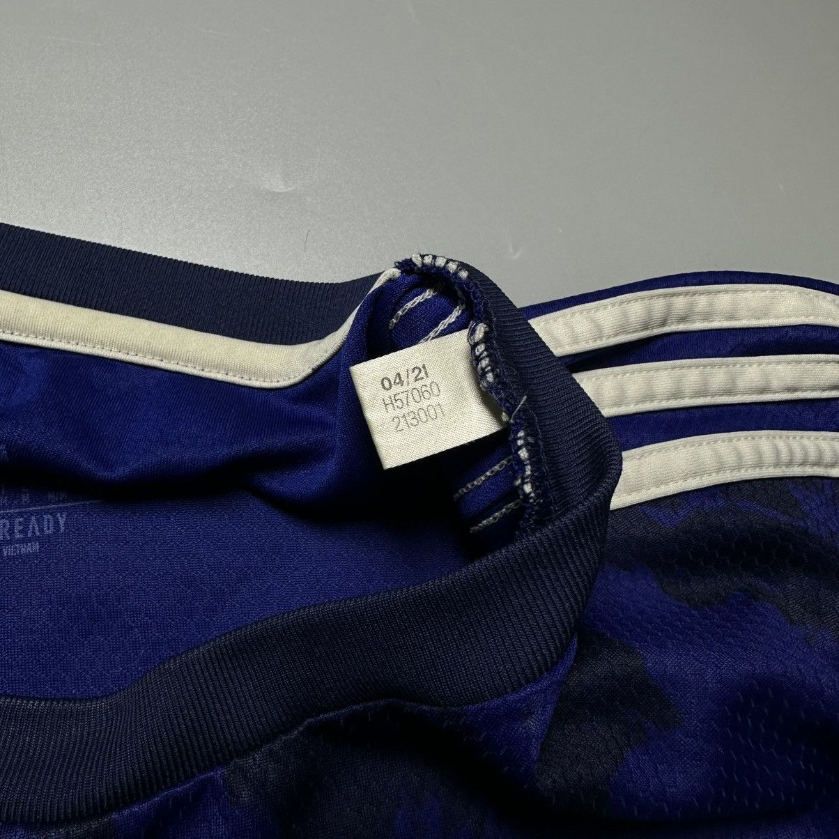 Adidas LEEDS UNITED ADIDAS 2021/2022 FOOTBALL JERSEY #10 RAPHINHA Size US M / EU 48-50 / 2 - 7 Thumbnail