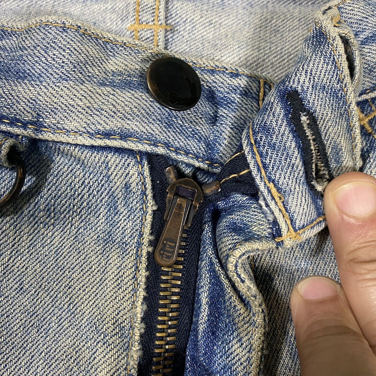 Number (N)ine × Takahiromiyashita The Soloist. SS06 Number Nine Painted D-Ring Crying Heart Pain Denim Size US 32 / EU 48 - 9 Thumbnail