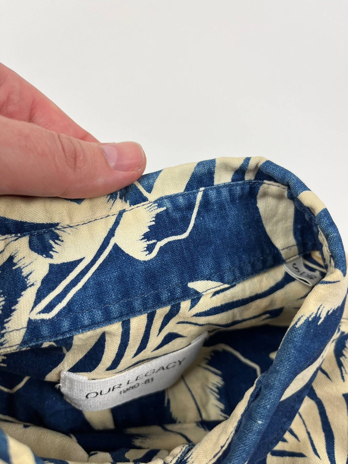 Our Legacy Our Legacy 1980-81 Indigo Tropical Leaf Shirt Size US S / EU 44-46 / 1 - 4 Thumbnail