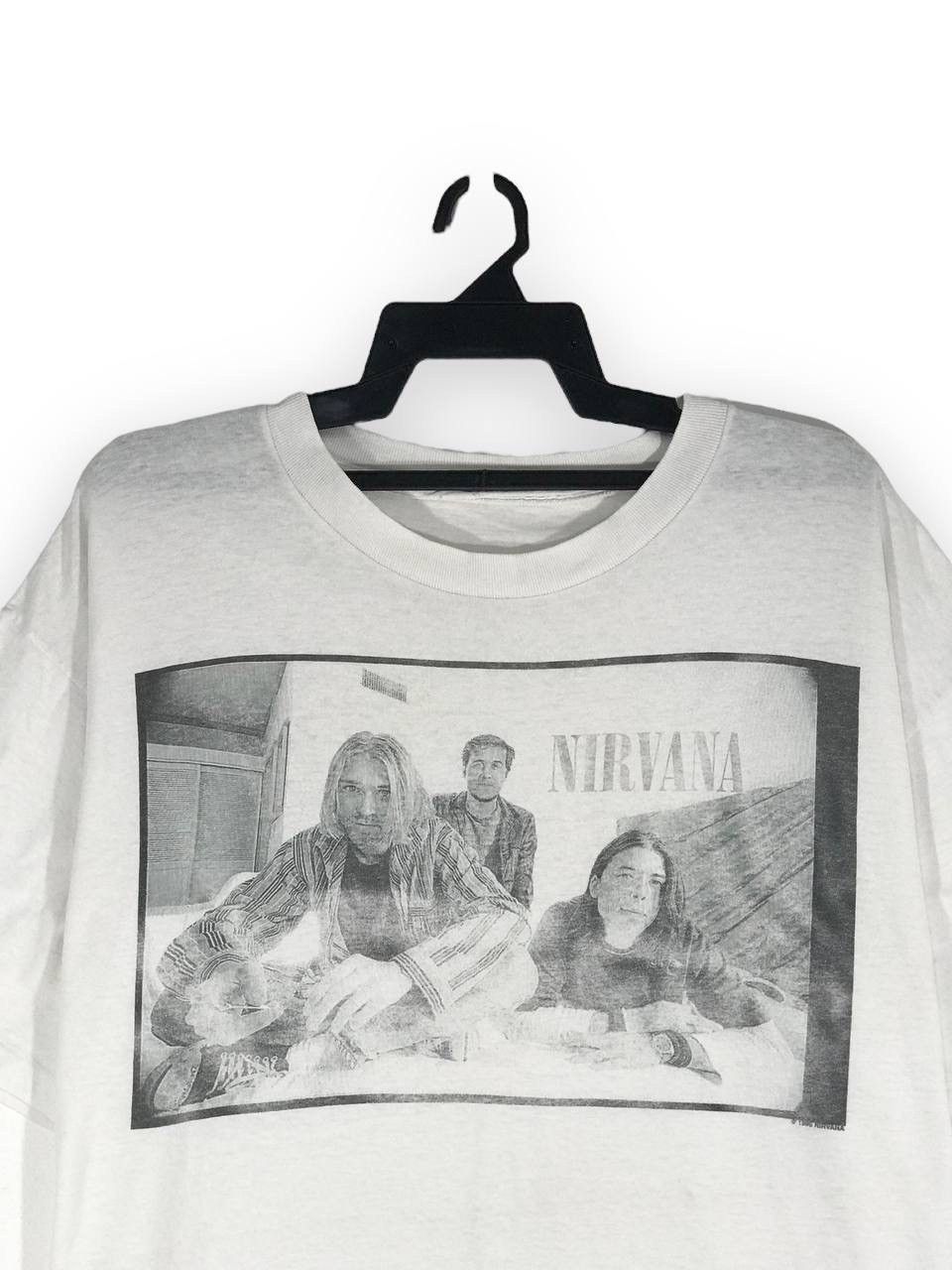 Band Tees vintage 1996 Nirvana band grunge kurt cobain distressed Size US XL / EU 56 / 4 - 2 Thumbnail
