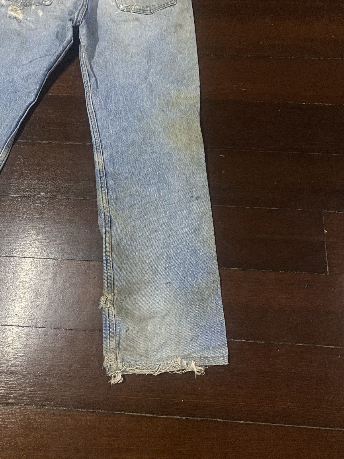 Levi's Vintage Clothing FIRE 🔥 VINTAGE 70s 80s LEVIS 501 DESTROY DISTRESSED RIPPED Size US 32 / EU 48 - 16 Thumbnail