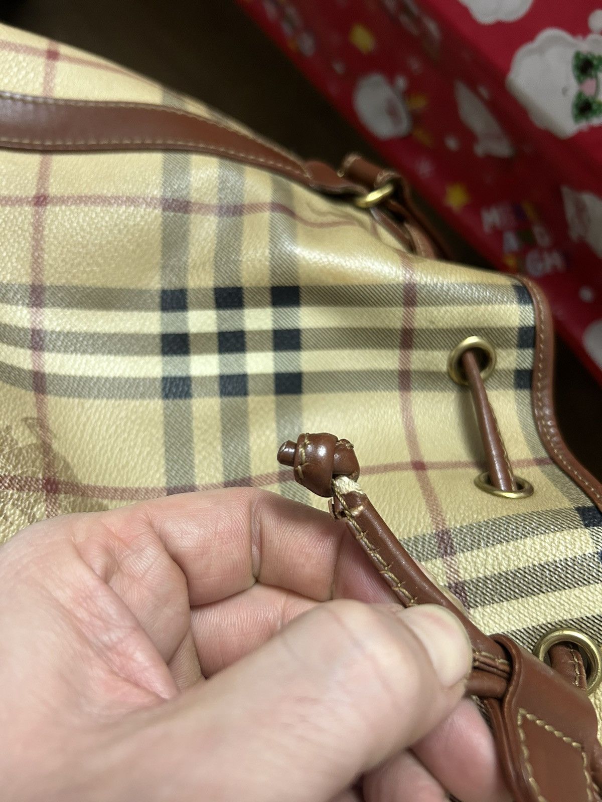 Burberry Vintage Burberry Drawstring Bucket Bag Size ONE SIZE - 12 Thumbnail