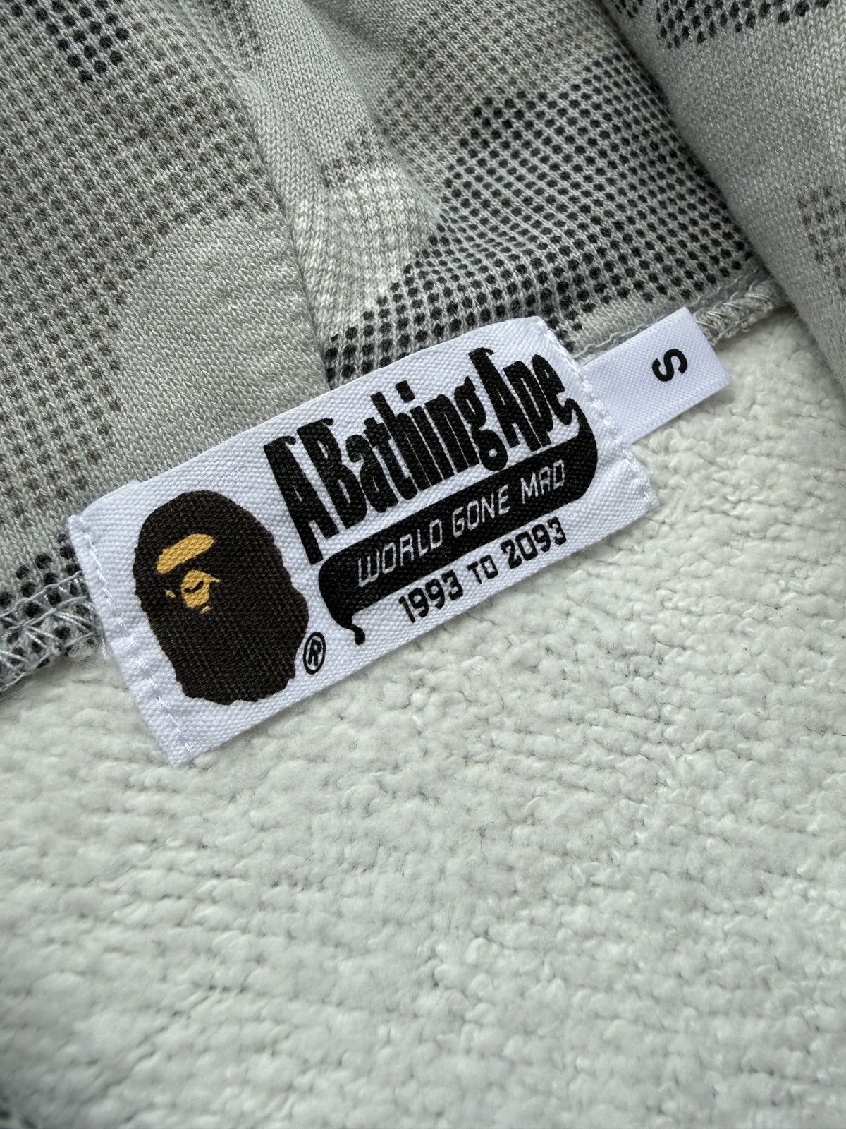 Bape A BATHING APE DOT CAMO SHARK WIDE FULL ZIP HOODIE 17AW Size US S / EU 44-46 / 1 - 9 Thumbnail