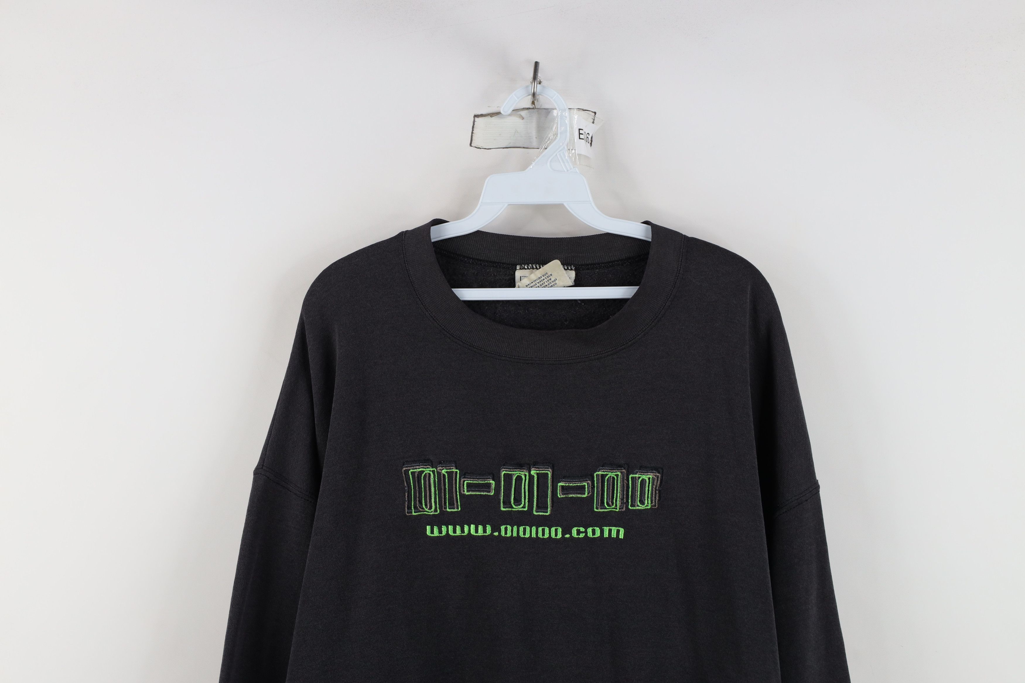 Vintage Vintage Y2K Millennium Streetwear New Year Sweatshirt USA Size US XL / EU 56 / 4 - 2 Thumbnail