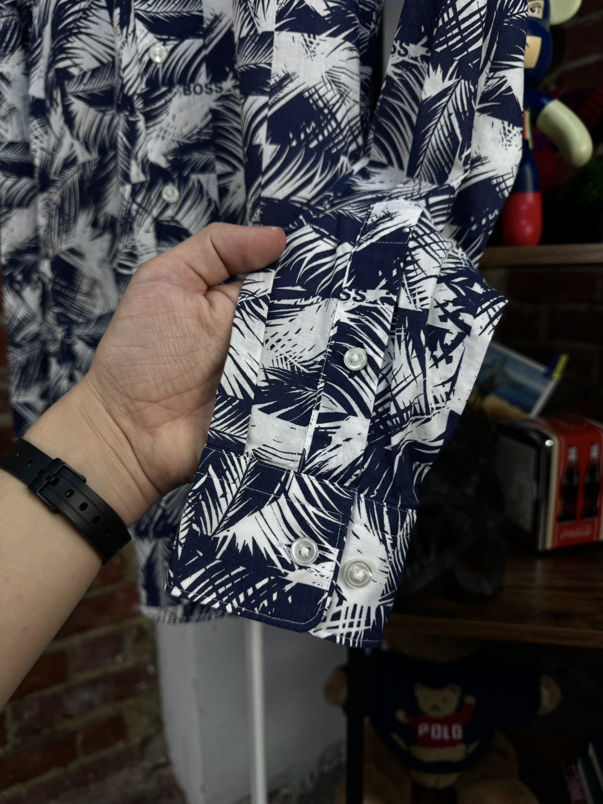 Hugo Boss HUGO BOSS Palm Printed Hawaii Style Plaid Casual Shirt Size US S / EU 44-46 / 1 - 6 Thumbnail