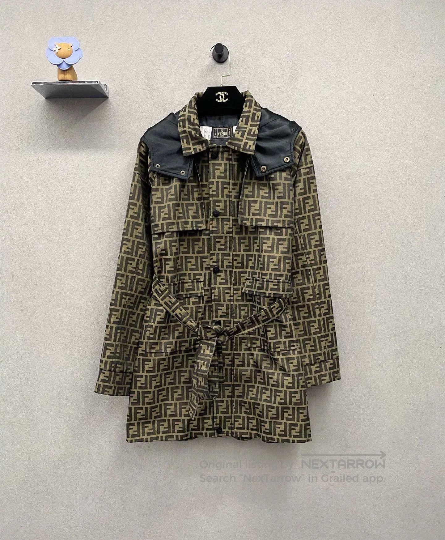 Fendi Fendi. Size US M / EU 48-50 / 2 - 1 Thumbnail