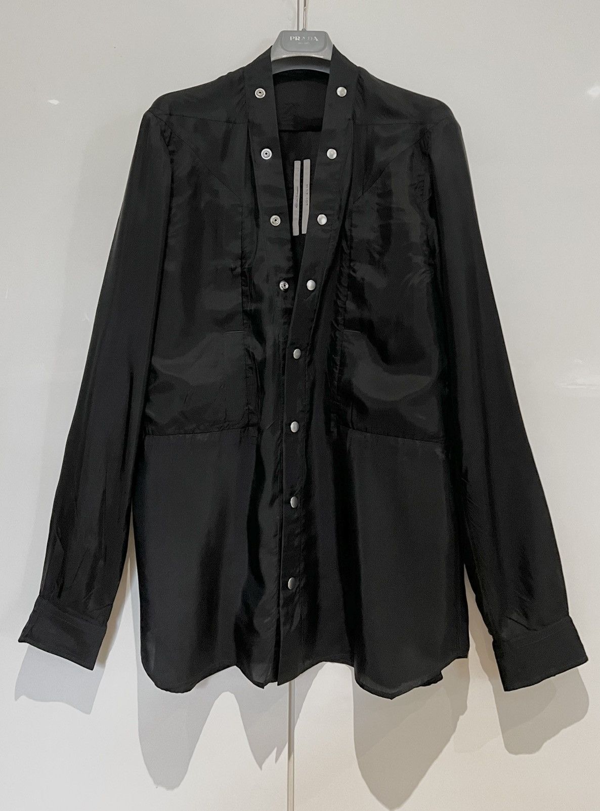Hussein Chalayan aw2004 'anthropology of solitude' walkman jacket