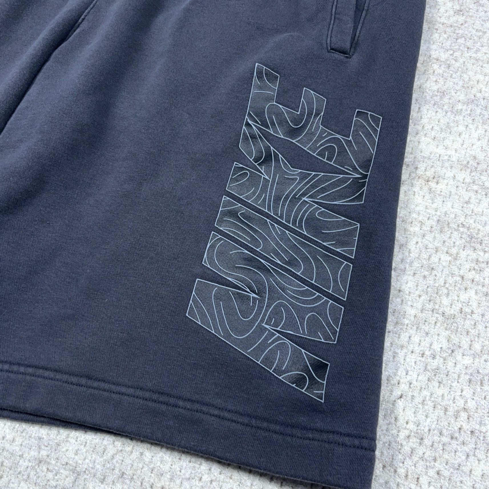 Nike Nike Sweat Shorts Men XL Gray Fleece Basic Retro Gym Training Adult Sweatpants Color Gray Nike Brand Logo Modern Sports 80s? Size US 36 / EU 52 - 4 Thumbnail