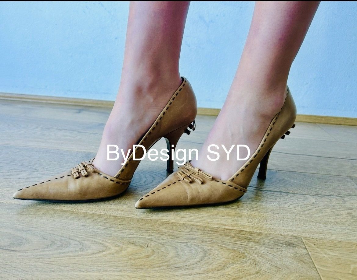 Prada PRADA tan/camel/caramel pointed toe kitten heels Size US 10.5 / IT 40.5 - 2 Thumbnail