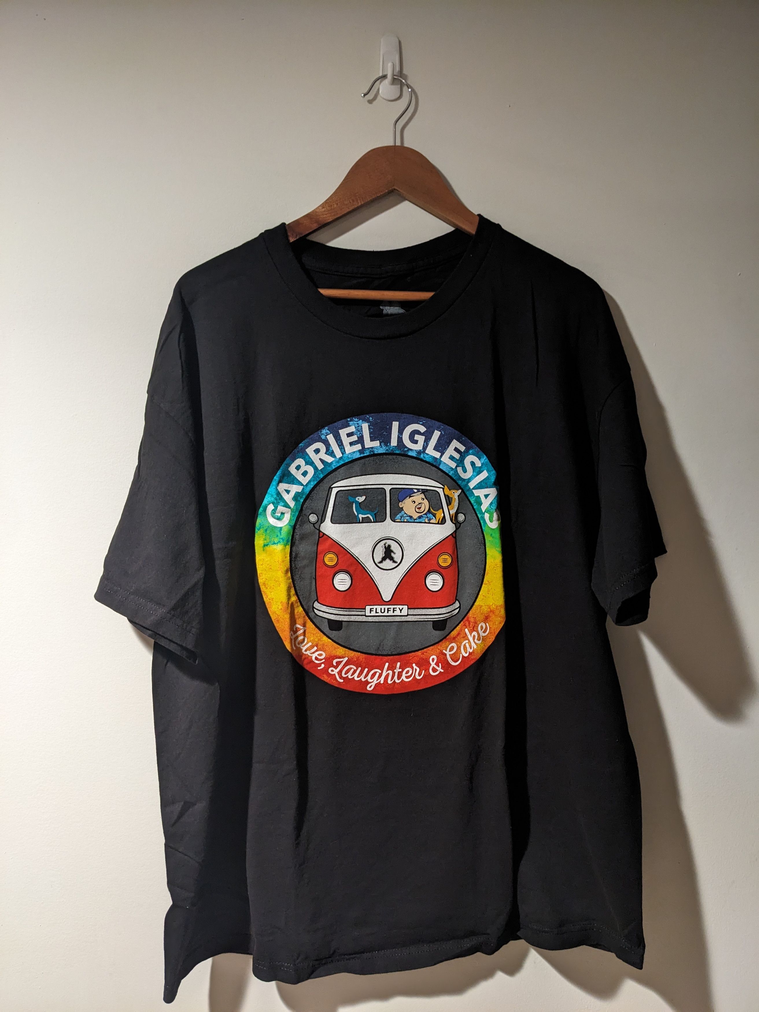 Gildan Gabriel Iglesias Comedian Love Laughter and Cake T-Shirt Size US XXL / EU 58 / 5 - 1 Thumbnail