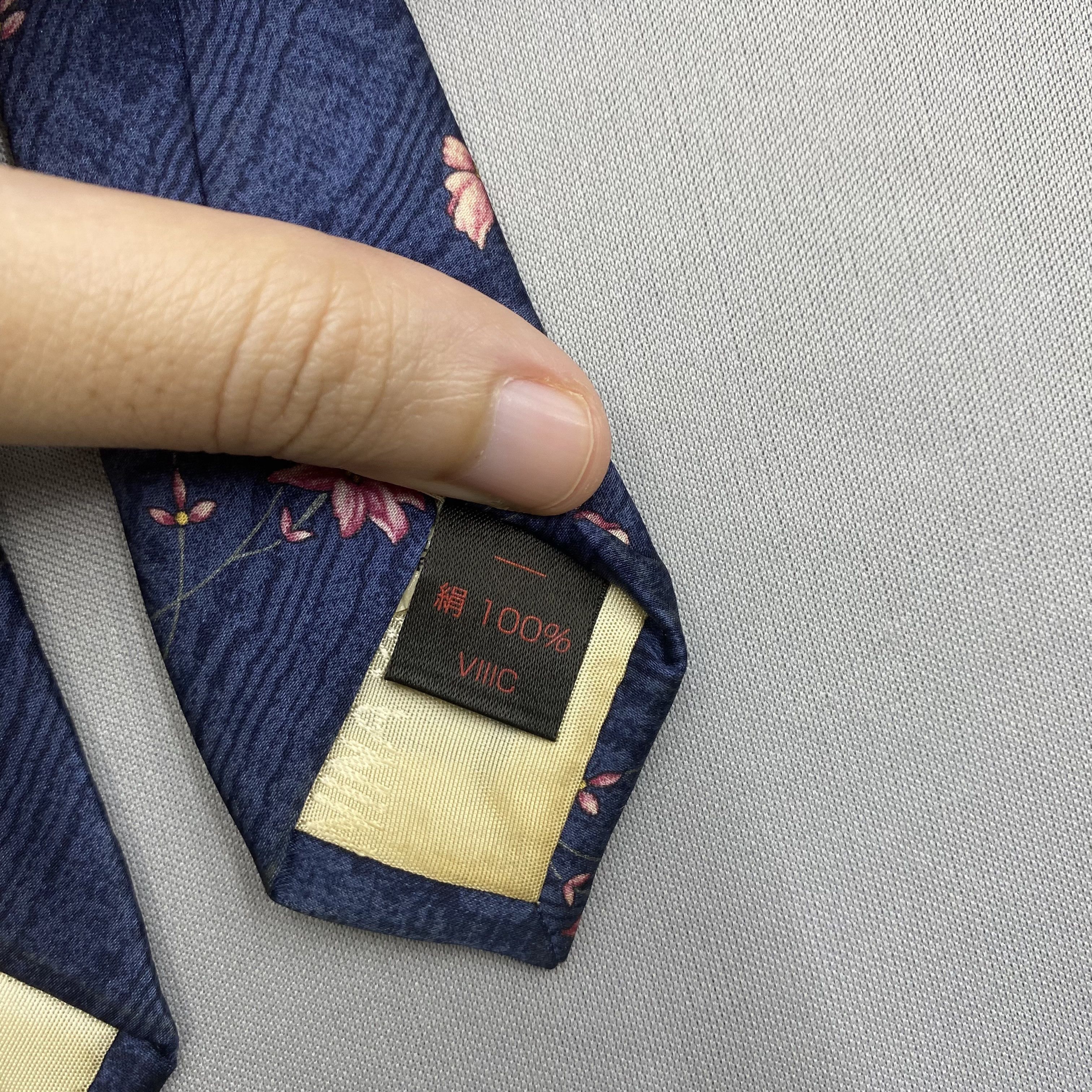 Japanese Brand Vintage Nina Ricci SILK Necktie Cravate Pure Silk Neck Tie Size ONE SIZE - 3 Thumbnail