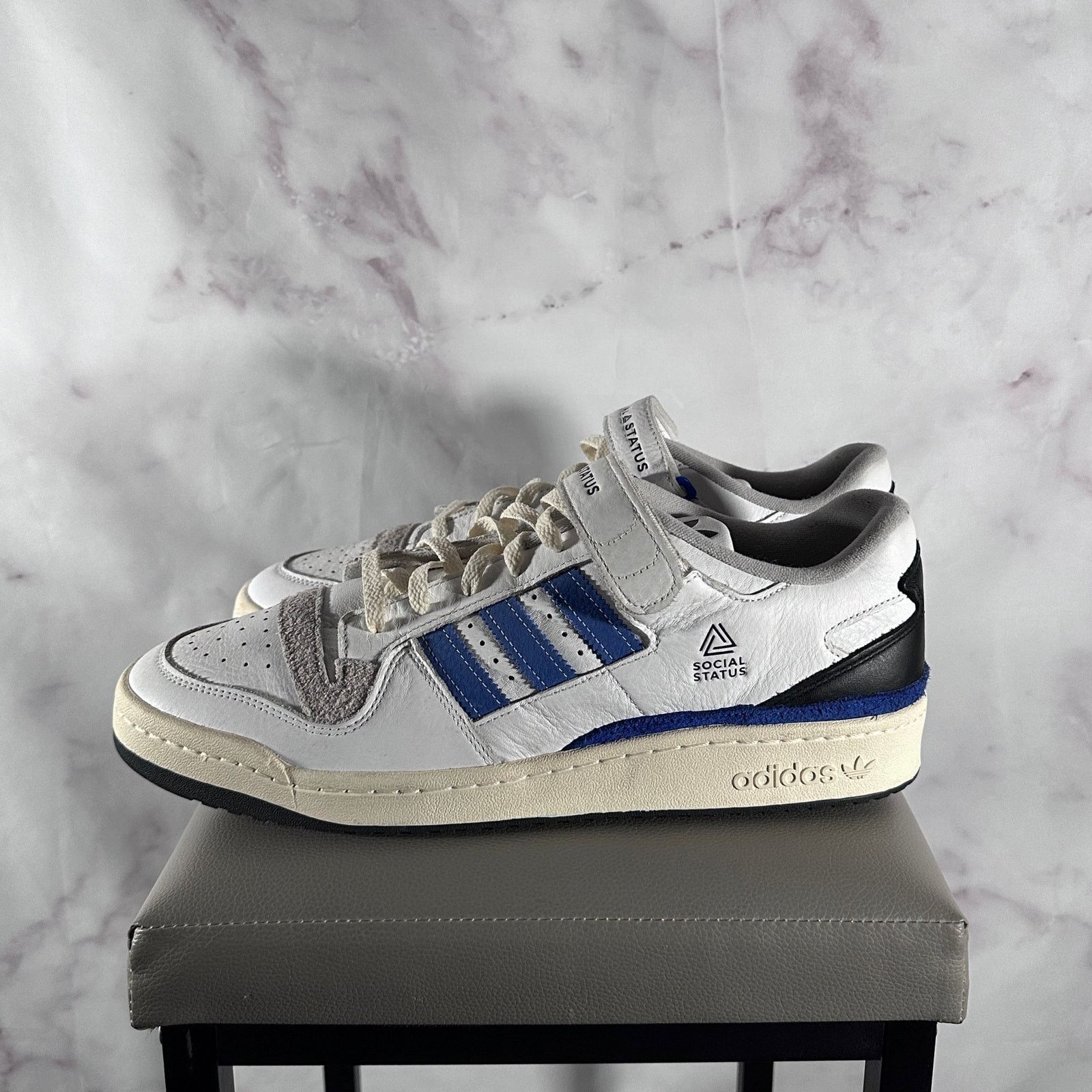 Adidas Consortium Forum Low 1/500 Size US 14 / EU 47 - 2 Thumbnail