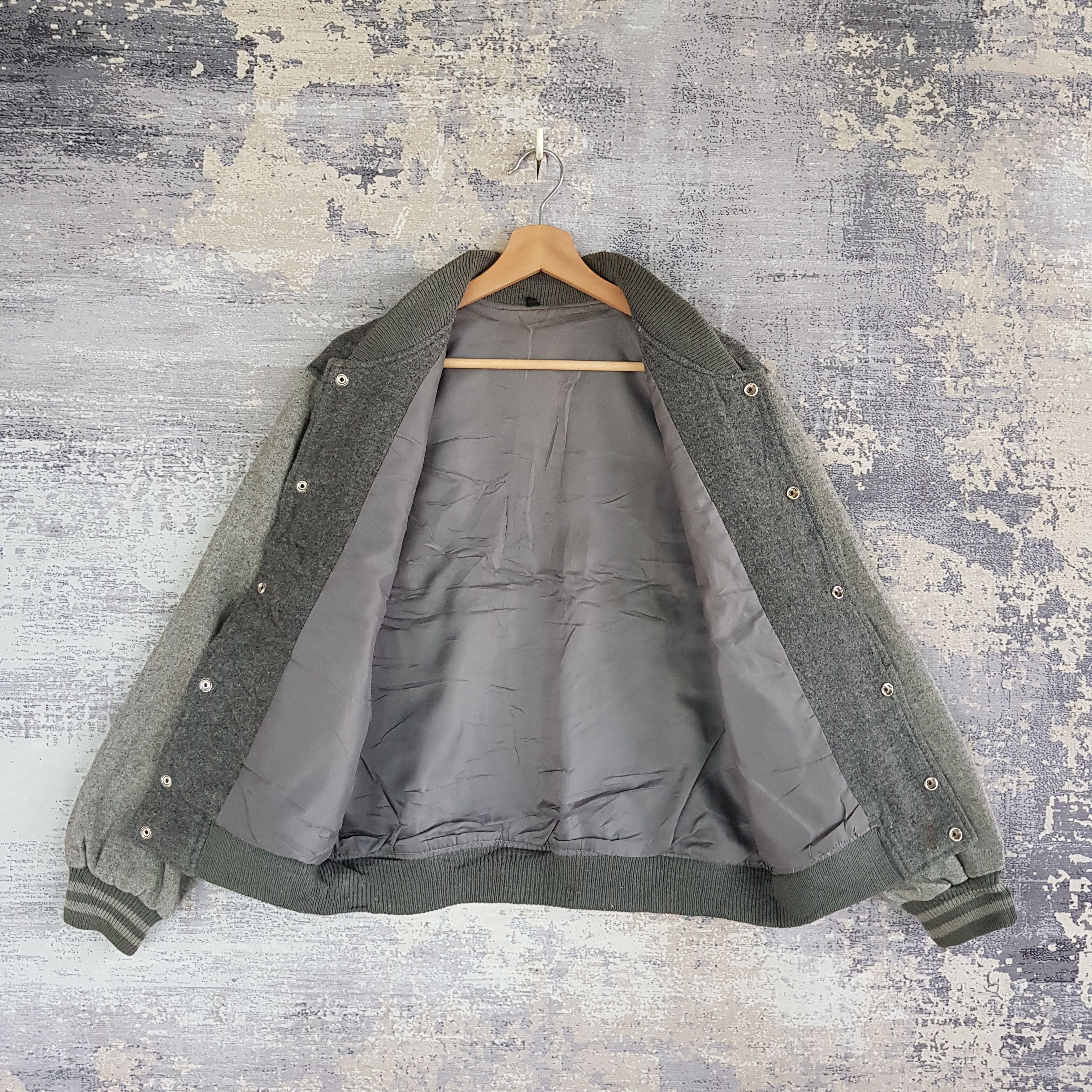 Vintage Vintage Japanese Varsity Wool Jacket Stadium Collegue Jacket Size US S / EU 44-46 / 1 - 4 Thumbnail