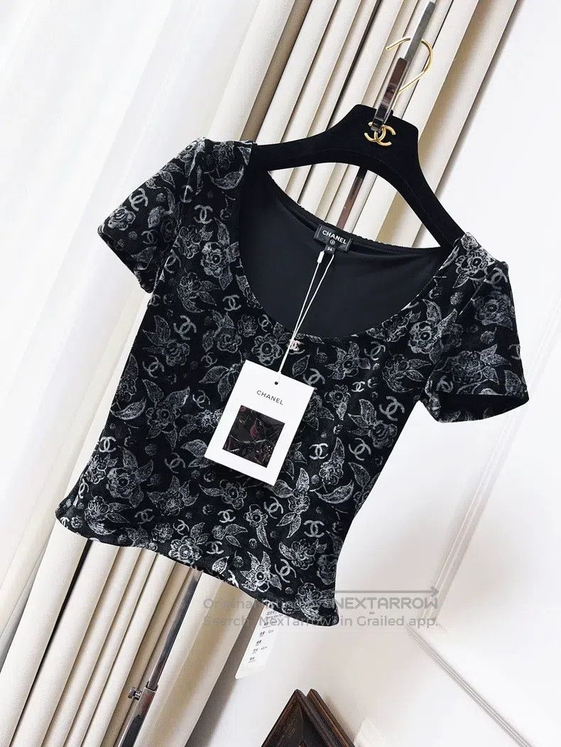 Chanel Chanel 24B velvet retro burnt flower velvet short-sleeved Size XXS / US 00 / IT 34 - 1 Thumbnail