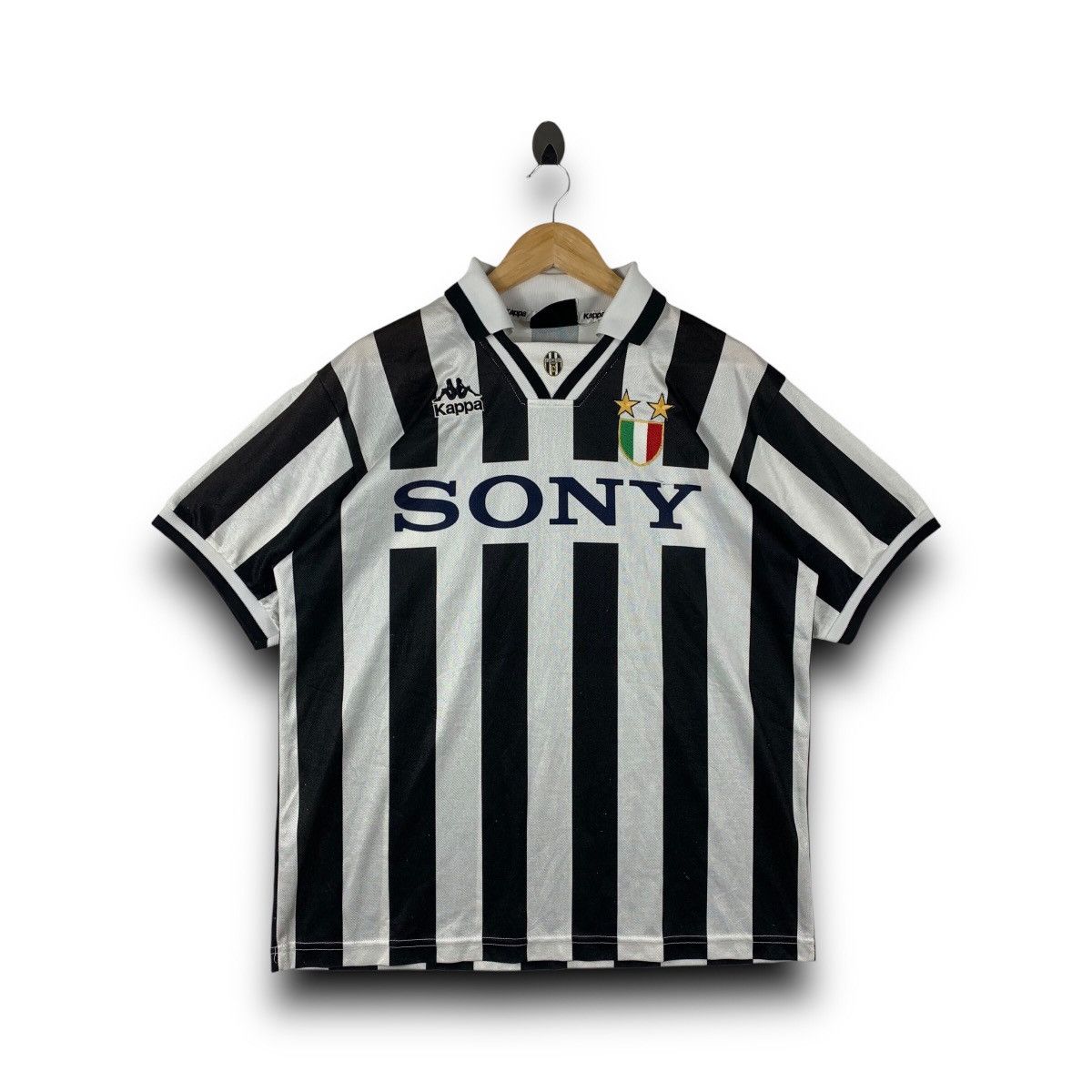 Kappa × Vintage Vintage 90s JUVENTUS HOME kappa jersey 96-97 seasons Size US L / EU 52-54 / 3 - 1 Thumbnail