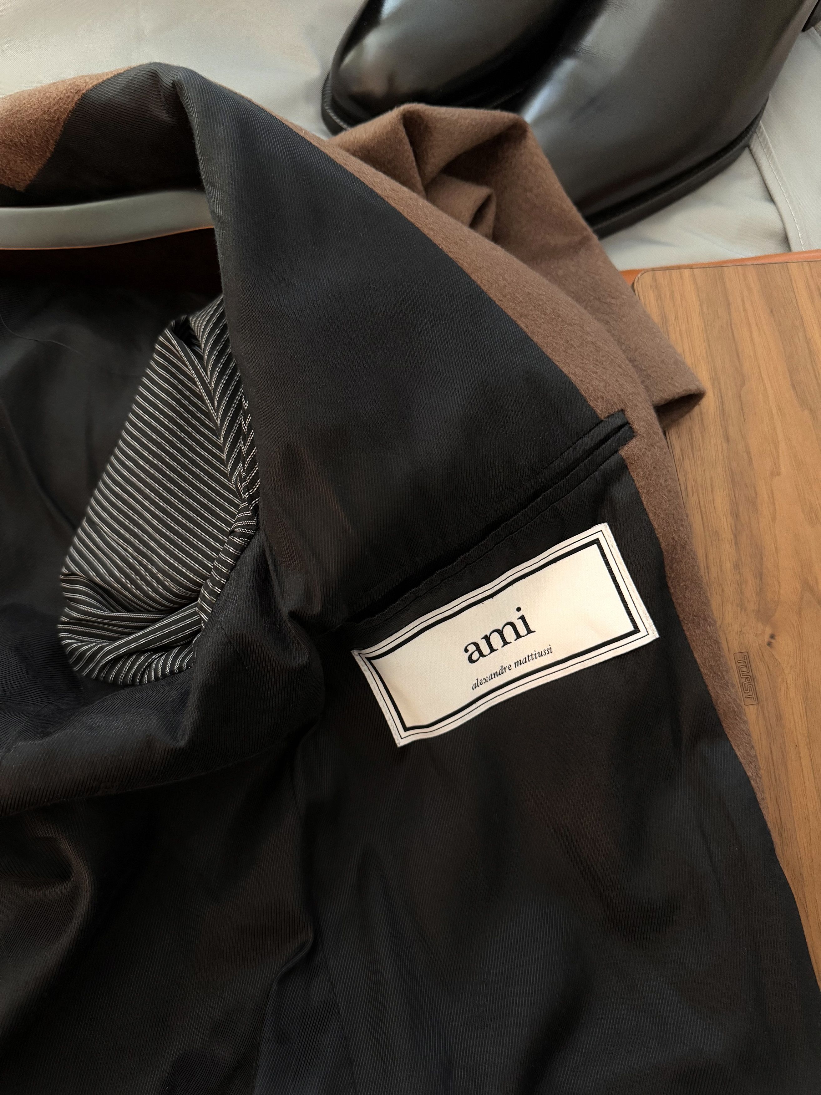 AMI Coveted $2K AMI Cashmere, Chris Evans Knives Out inspired Size US S / EU 44-46 / 1 - 21 Thumbnail