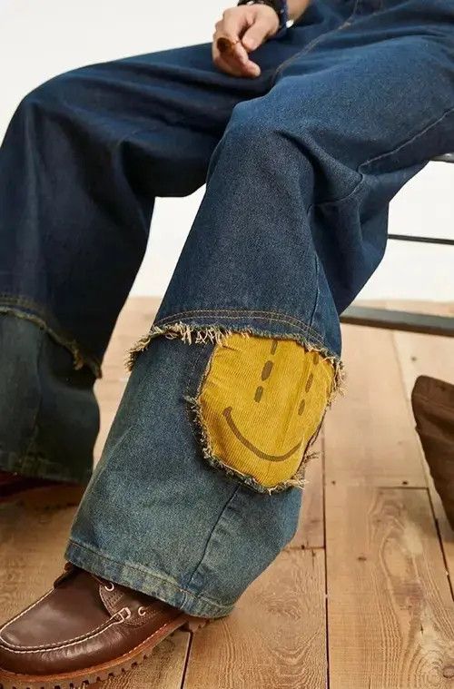 Tuesday Night Band Practice Retro y2k harajuku distressed patchwork smiley face pants Size US 30 / EU 46 - 2 Thumbnail