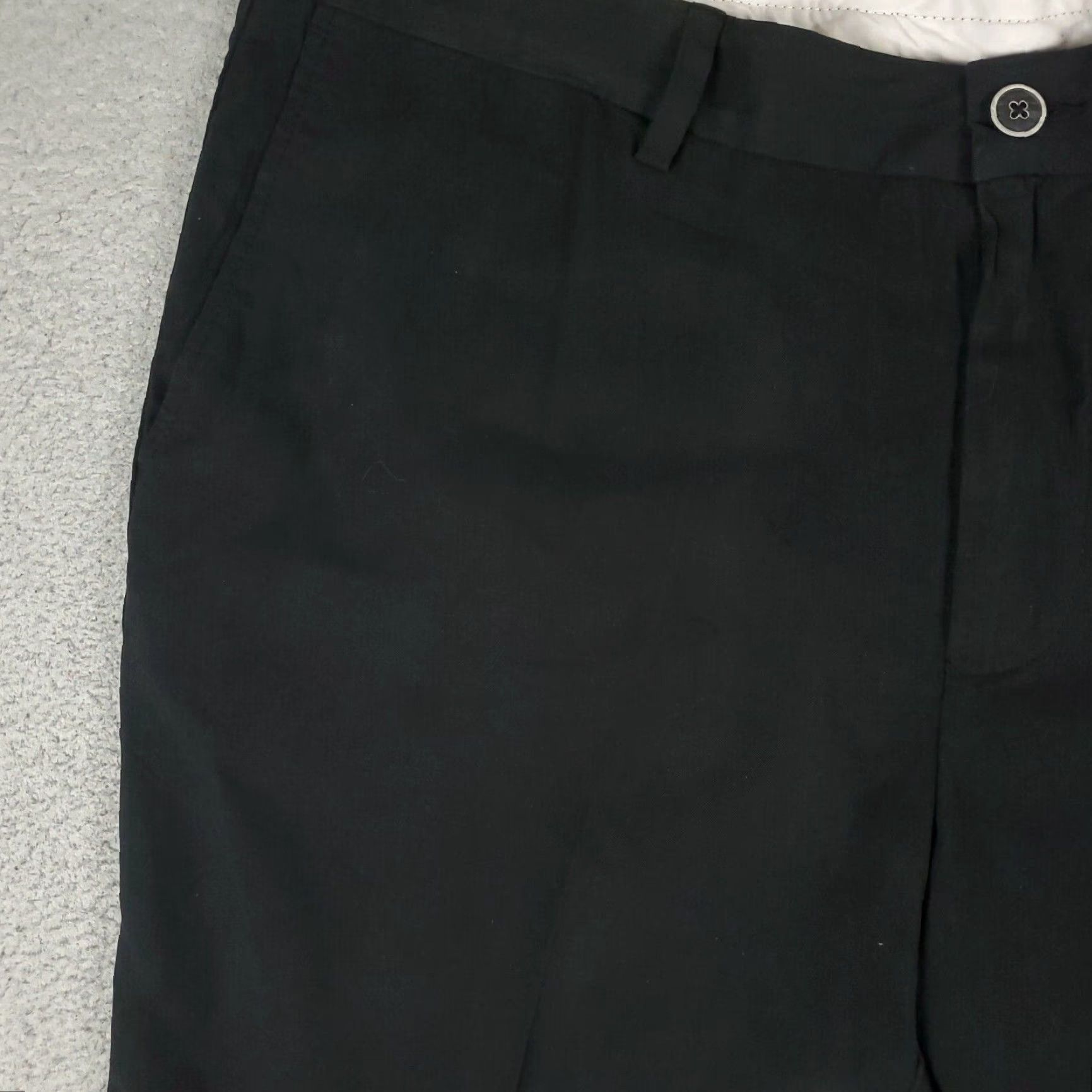 Tommy Bahama VINTAGE Tommy Bahama Shorts Mens Size 40 Flat Front Silk Black Casual Chino Size US 40 / EU 56 - 2 Thumbnail