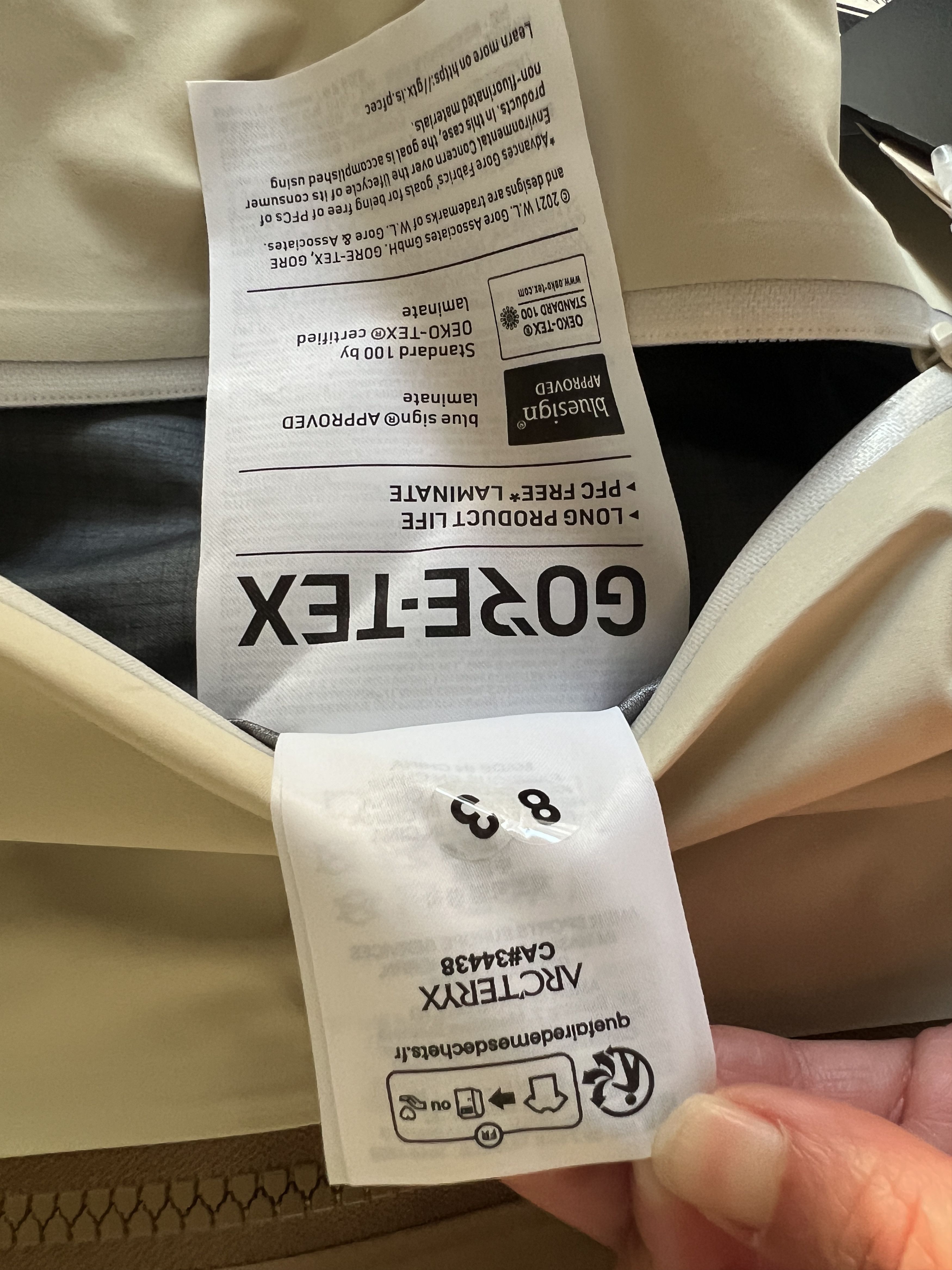 Arc'teryx × Beams Plus Arc'teryx x BEAMS Beta Jacket Nagomi Size US S / EU 44-46 / 1 - 8 Thumbnail