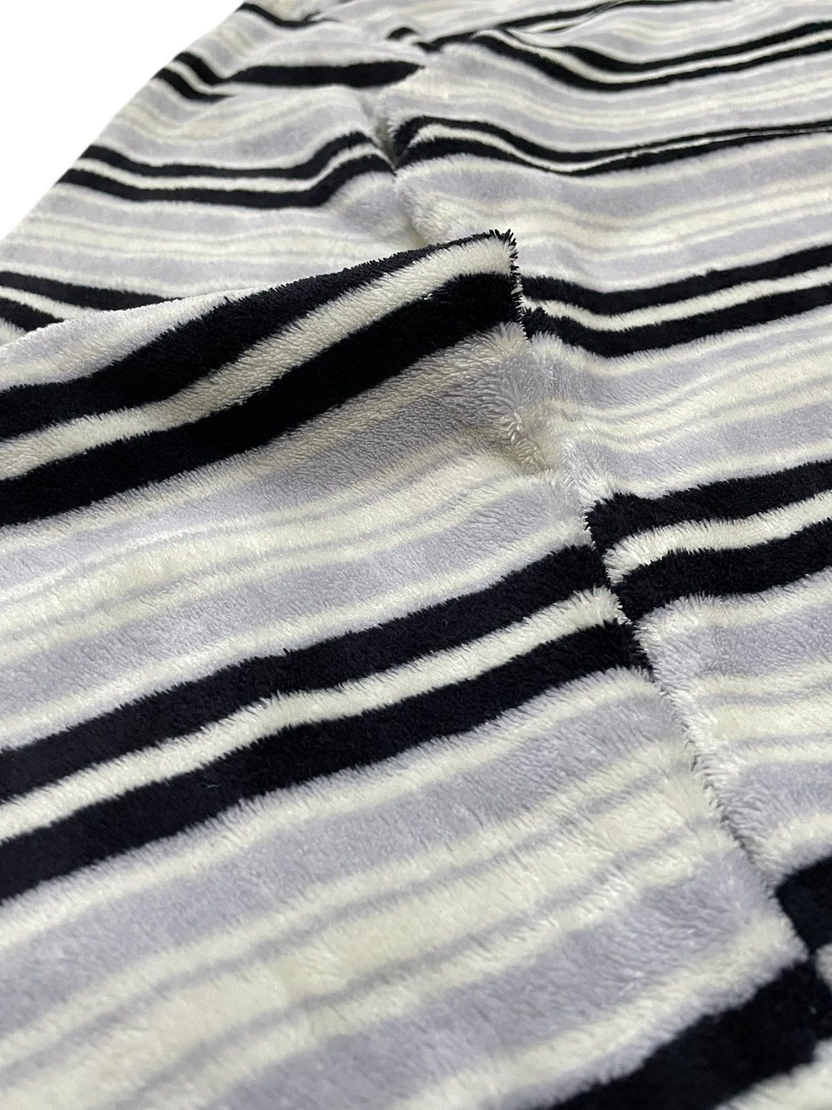 Issey Miyake × Masaki Matsushima Masaki Matsushima Border Stripe Fleece Long Sleeve Sweater Size US L / EU 52-54 / 3 - 7 Thumbnail