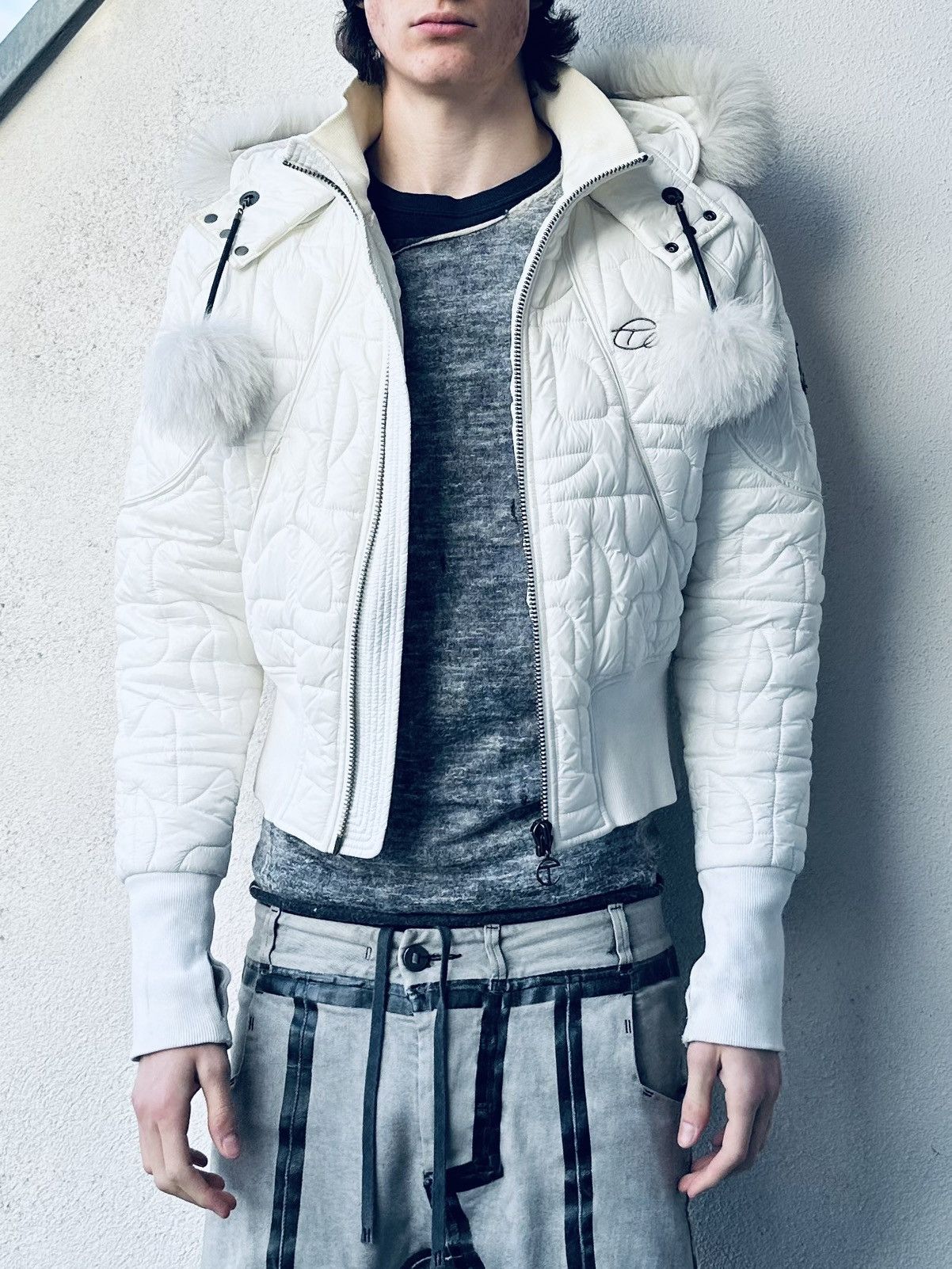 Moose Knuckles × Telfar Telfar x Moose Knuckles FW21 Cropped Fox Fur Bomber Jacket Size US M / EU 48-50 / 2 - 7 Thumbnail