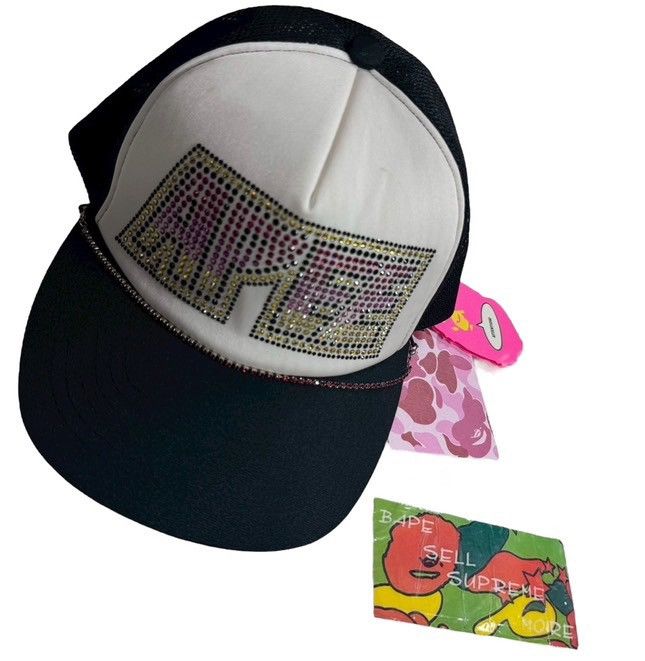 Bape APEE swarovski hat Black/White Size ONE SIZE - 1 Thumbnail