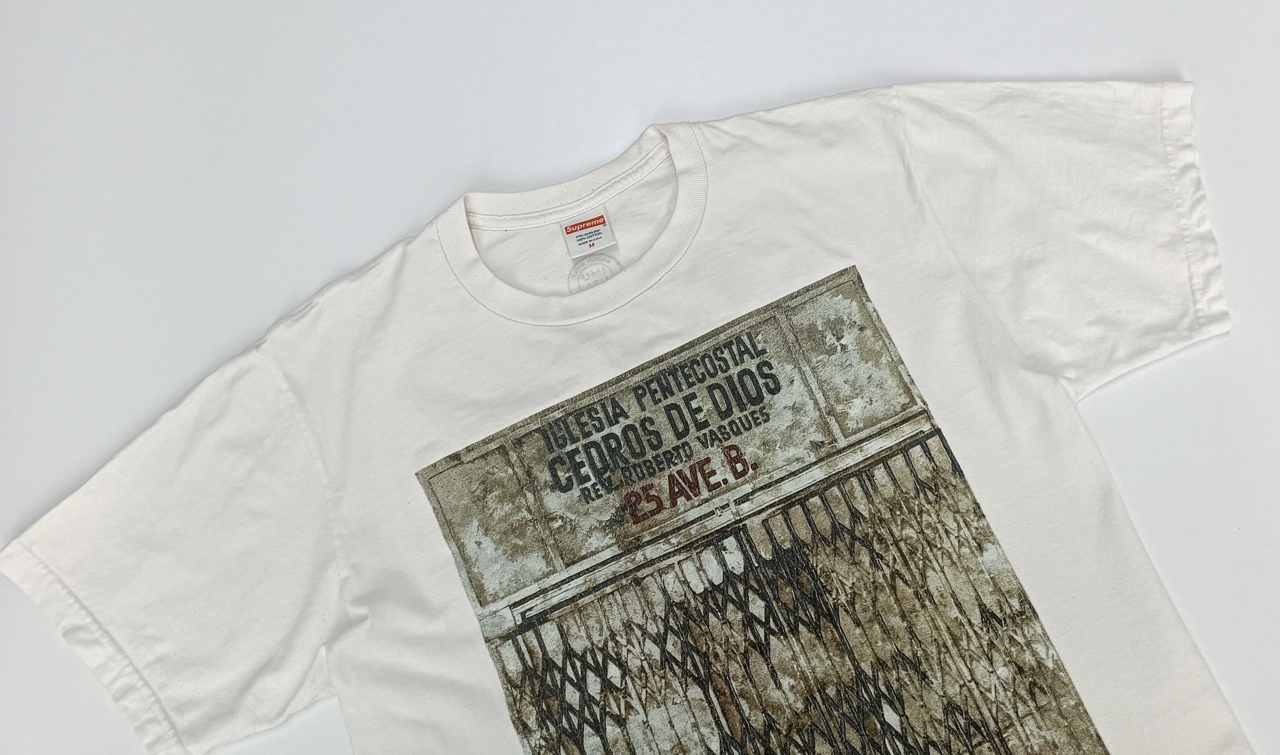Supreme Supreme Martin Wong Big Heat Tee size M Size US M / EU 48-50 / 2 - 3 Thumbnail