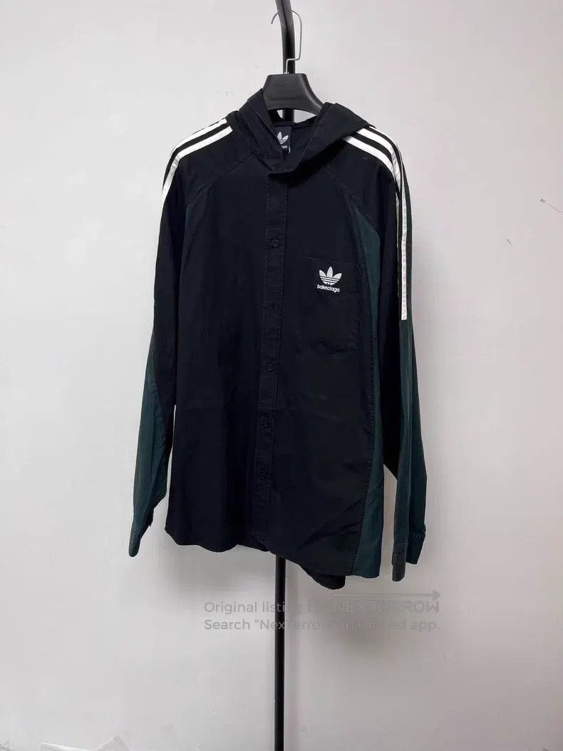 Balenciaga Balenciaga Color Block Letter Logo Printed Hooded Long Sle Size US L / EU 52-54 / 3 - 1 Thumbnail