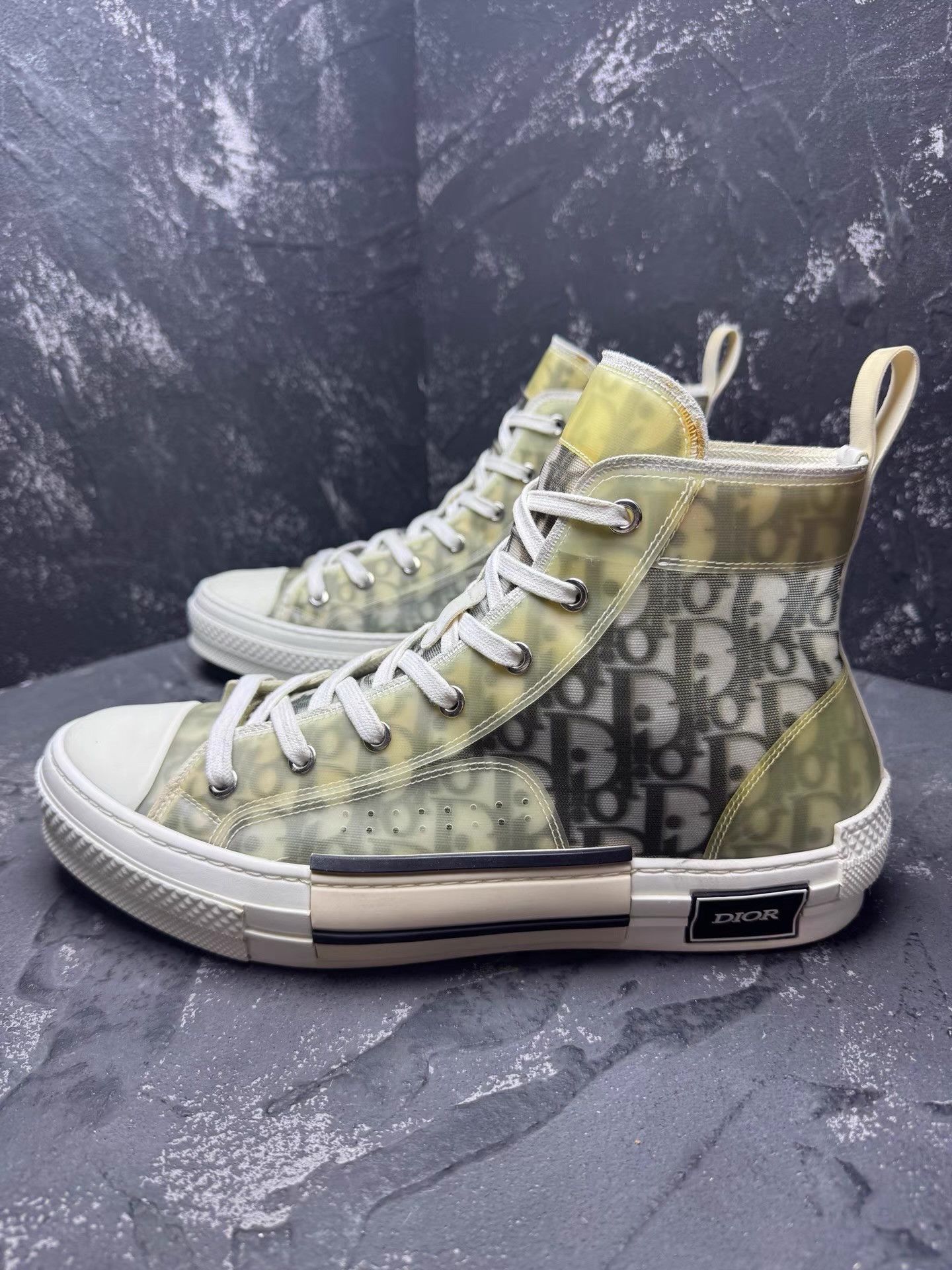 Dior DIOR B23 White & Gray High-Top Sneakers Q10 Size US 8.5 / EU 41-42 - 2 Thumbnail