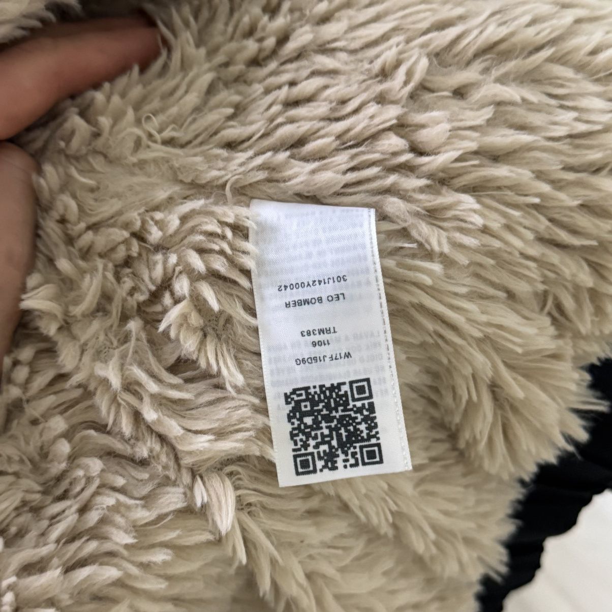 True Religion True Religion Fur Jacket womens size S big logo leo bomber Size S / US 4 / IT 40 - 10 Thumbnail