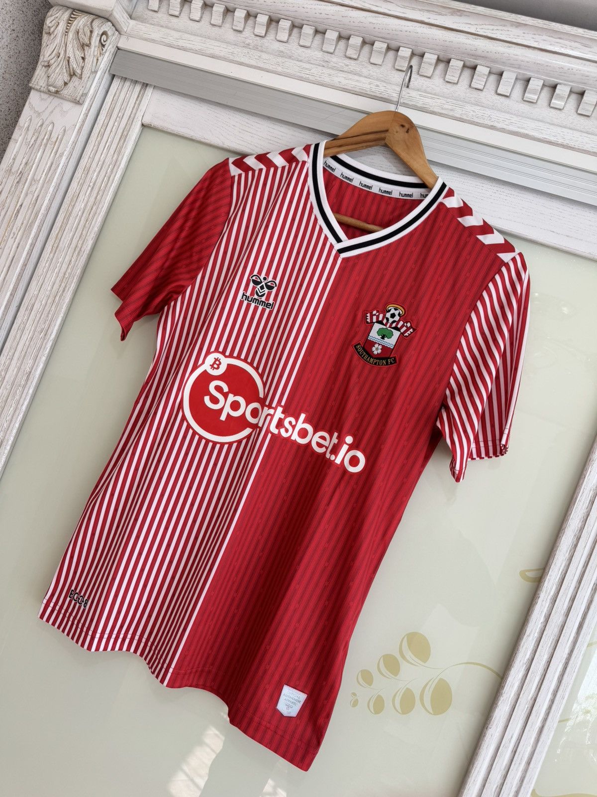 Hummel Southampton 2023-2024 Home Soccer Jersey Football Kit Shirt Size US S / EU 44-46 / 1 - 4 Thumbnail