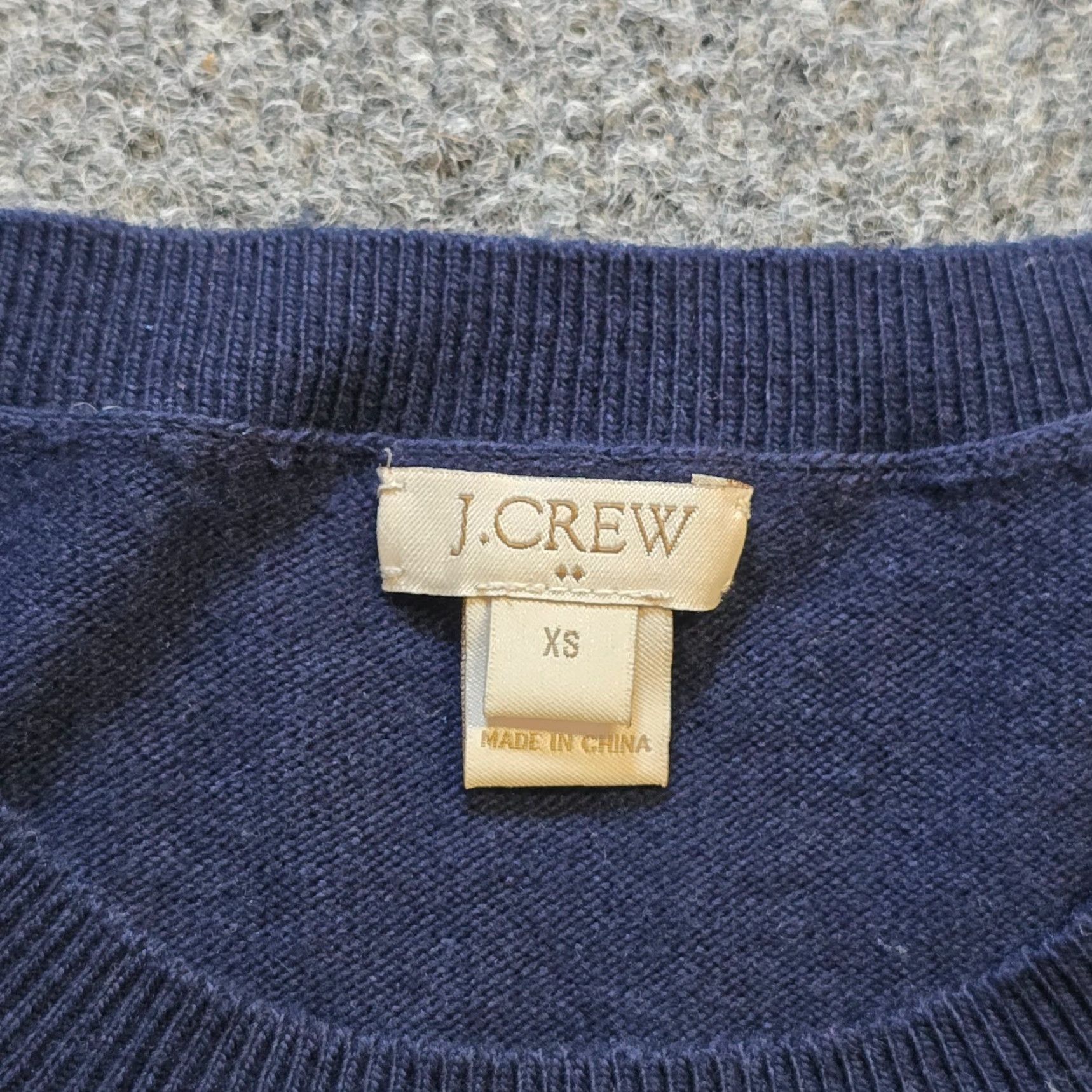 J.Crew J.CREW Sweater Women XS Merino Wool Crew Neck Polka Dot Capsule Casual Pullover Light Weight Knit Regular Womens XS Blue Polka Dot Vintage: No Size XS / US 0-2 / IT 36-38 - 3 Thumbnail