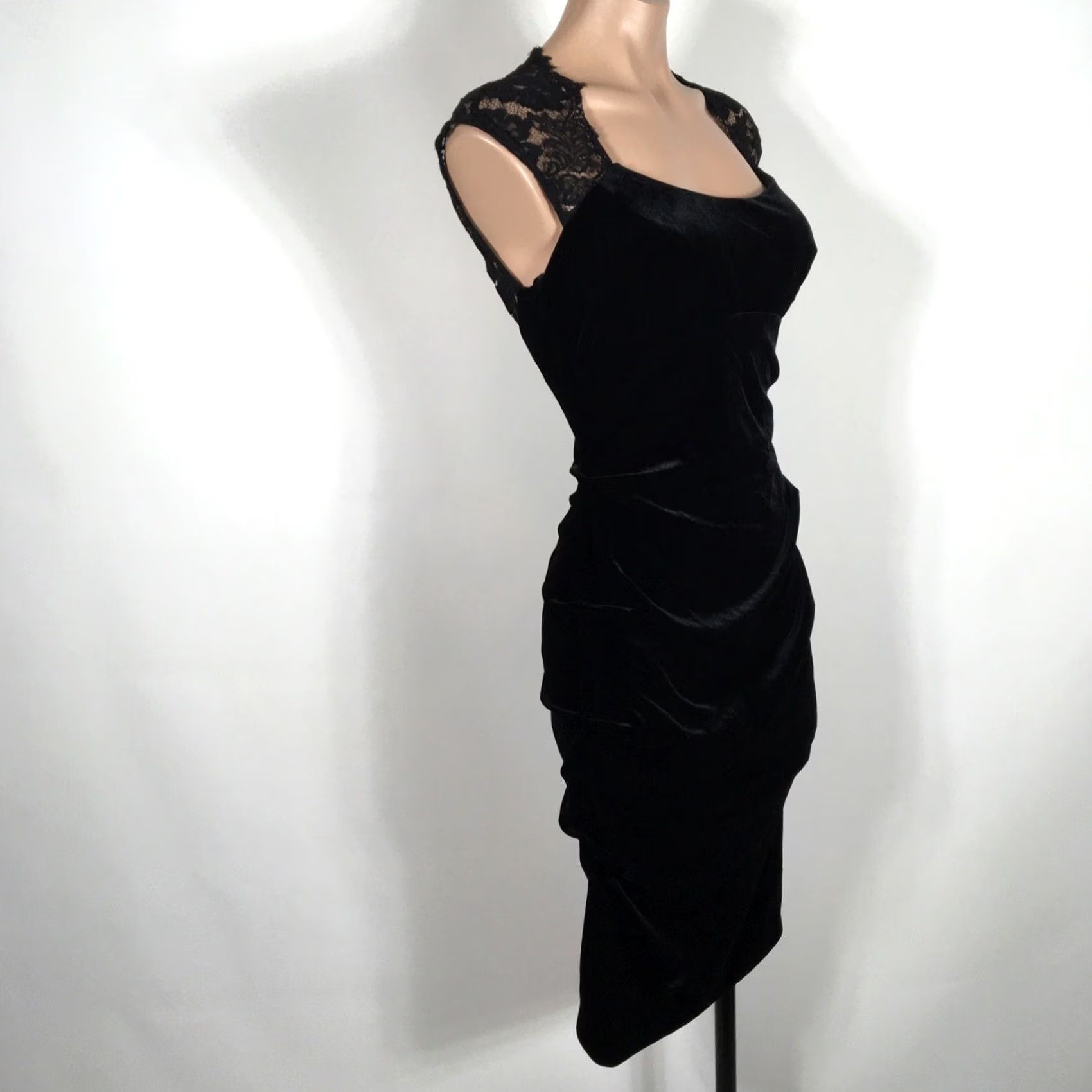Vintage VINTAGE Cache Velvet Lace Dress Ruched Bodycon Keyhole Back Cap USA MADE 90s y2k 4 Vtg Size S / US 4 / IT 40 - 4 Thumbnail