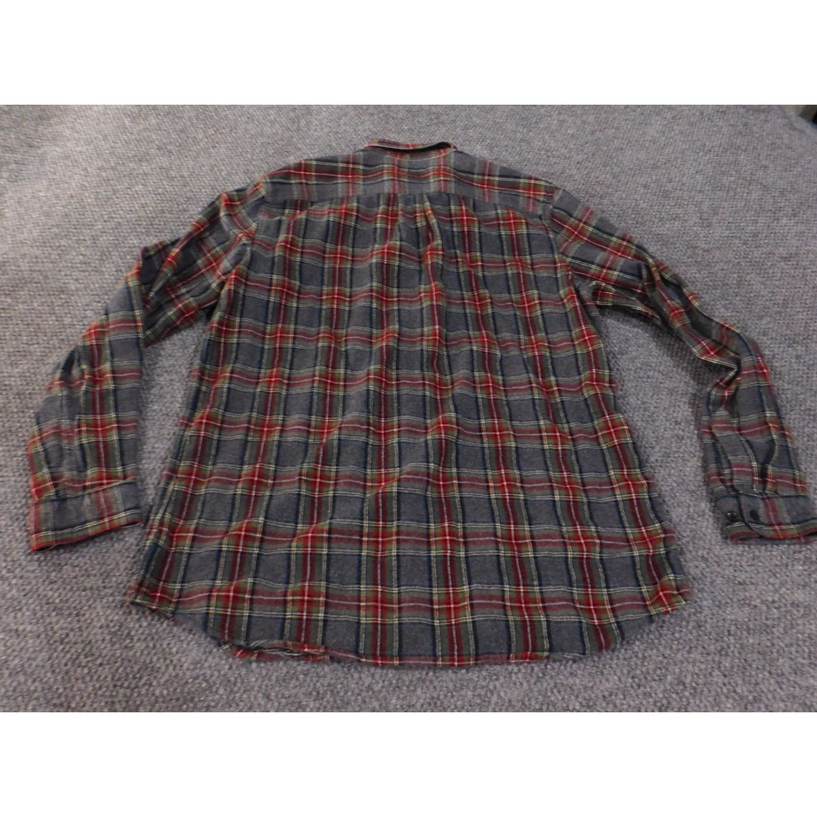 Vintage LL Bean Shirt Mens Large Tall Gray Red Plaid Flannel Button Down Traditional Fit Size US L / EU 52-54 / 3 - 7 Thumbnail