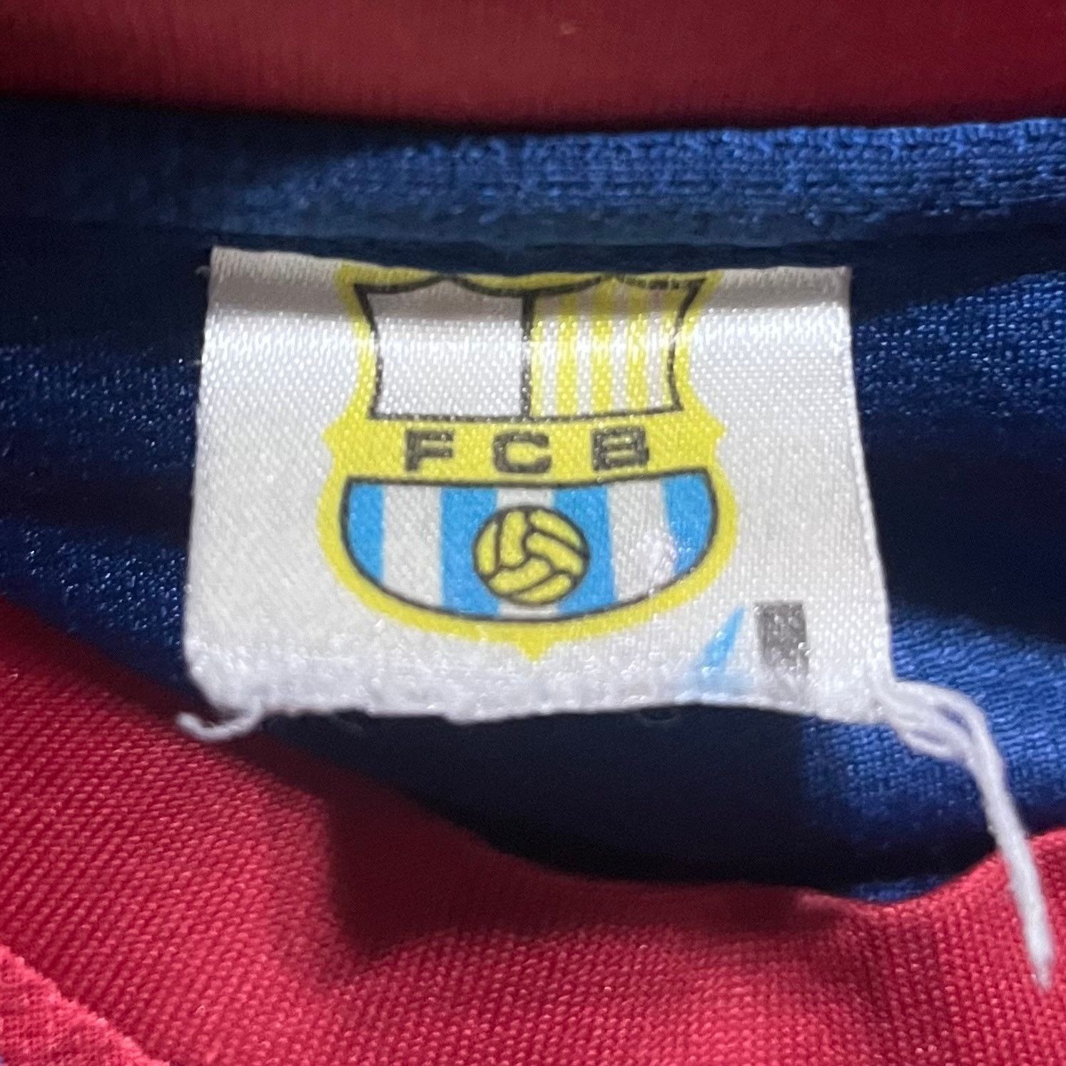 Other FC Barcelona Embroidered Logo David Villa Jersey Medium Size US M / EU 48-50 / 2 - 3 Thumbnail