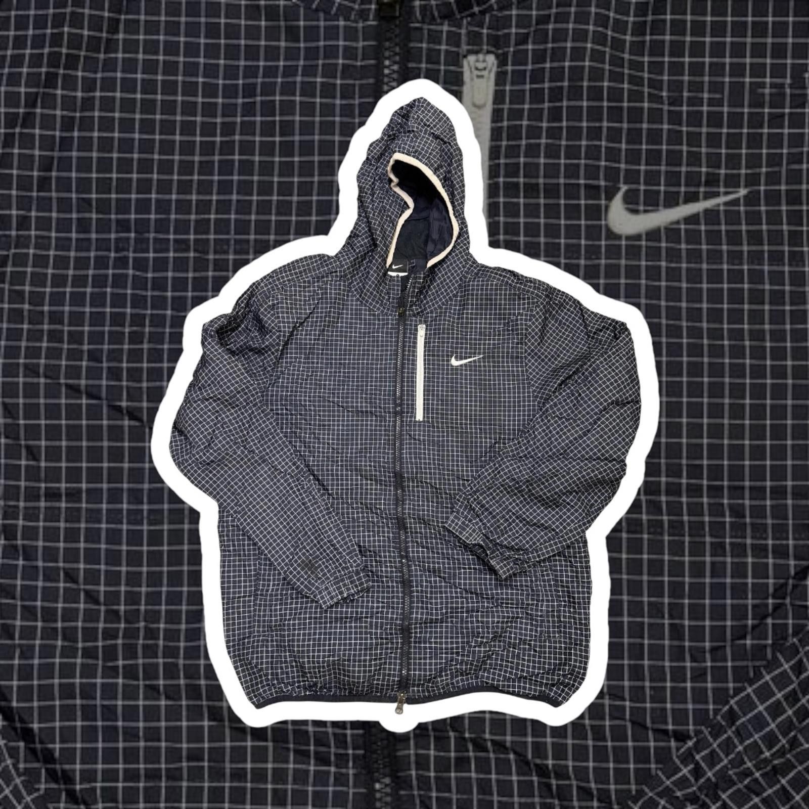Nike Nike Lightweight Hooded Jacket Size L / US 10 / IT 46 - 1 Thumbnail