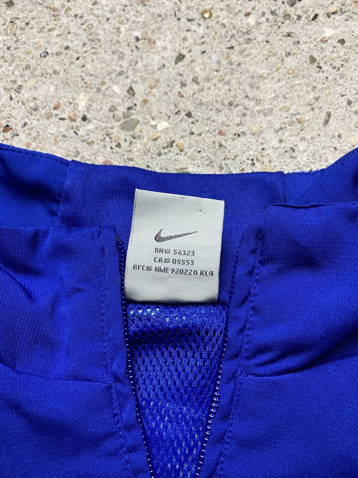 Nike Nike manchester united vintage windbreaker blue 2005-06 Size US L / EU 52-54 / 3 - 6 Thumbnail