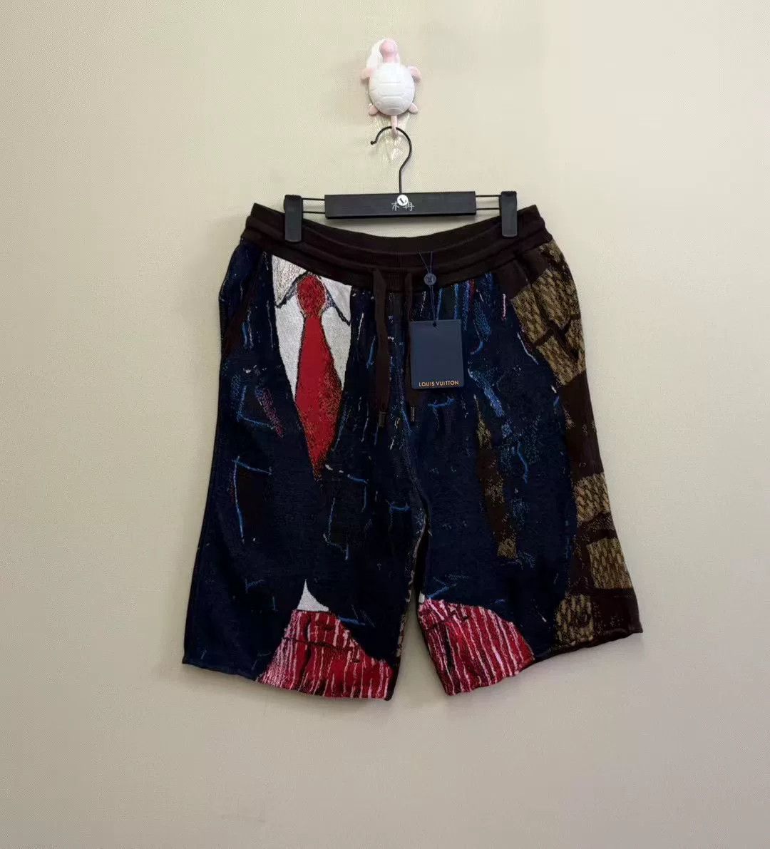 Louis Vuitton Louis Vuitton Graffiti Monogram Box Shorts Size US 28 / EU 44 - 1 Thumbnail