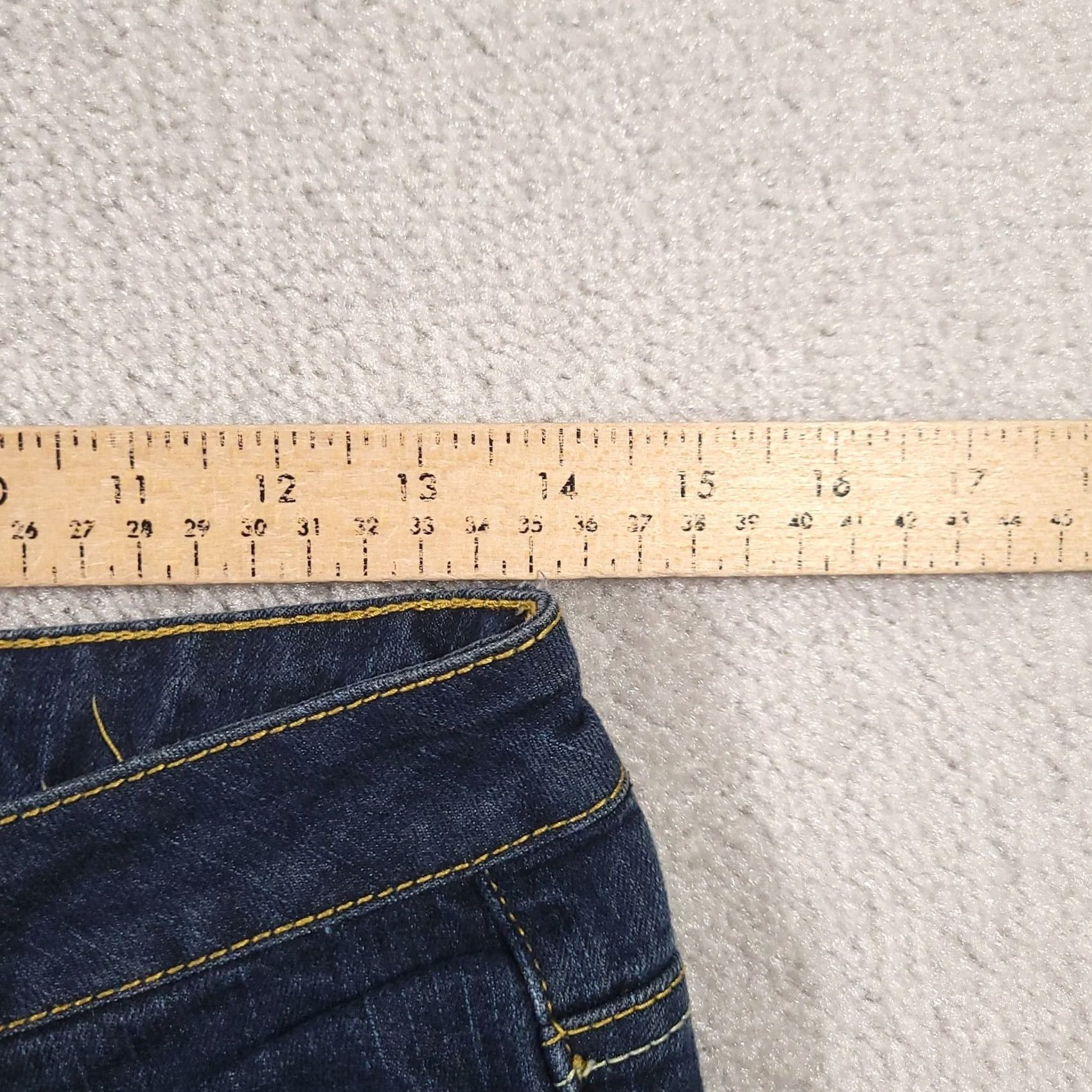 Rocawear Rocawear Jeans Womens 6 Blue Skinny Denim Embroidered Pockets 28x28 Blue Stretch 5-Pocket Womens Jeans Mens? Size 28" / US 6 / IT 42 - 4 Thumbnail