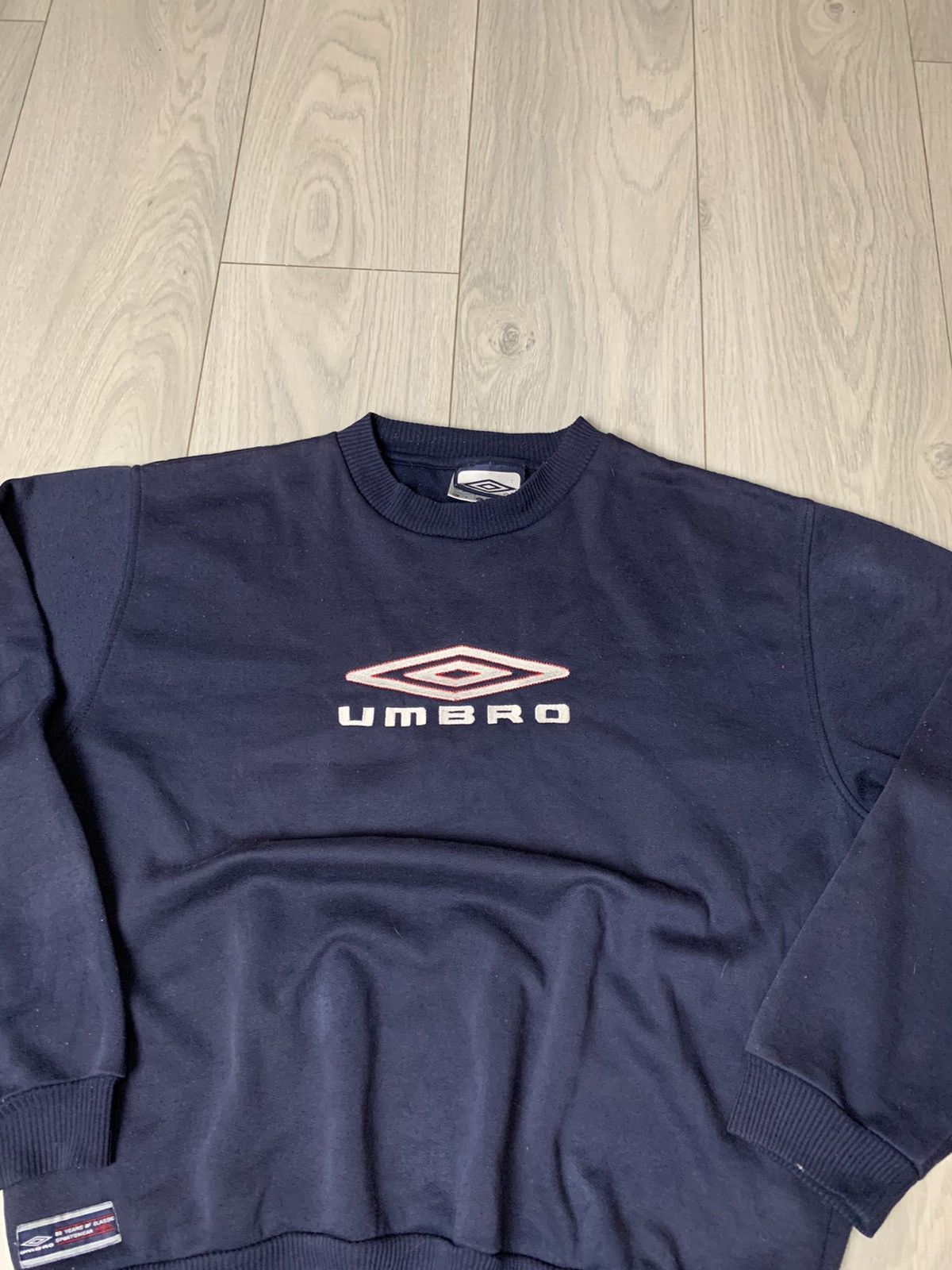Umbro × Vintage Vintage Umbro Centre Logo Crewneck Size US S / EU 44-46 / 1 - 3 Thumbnail