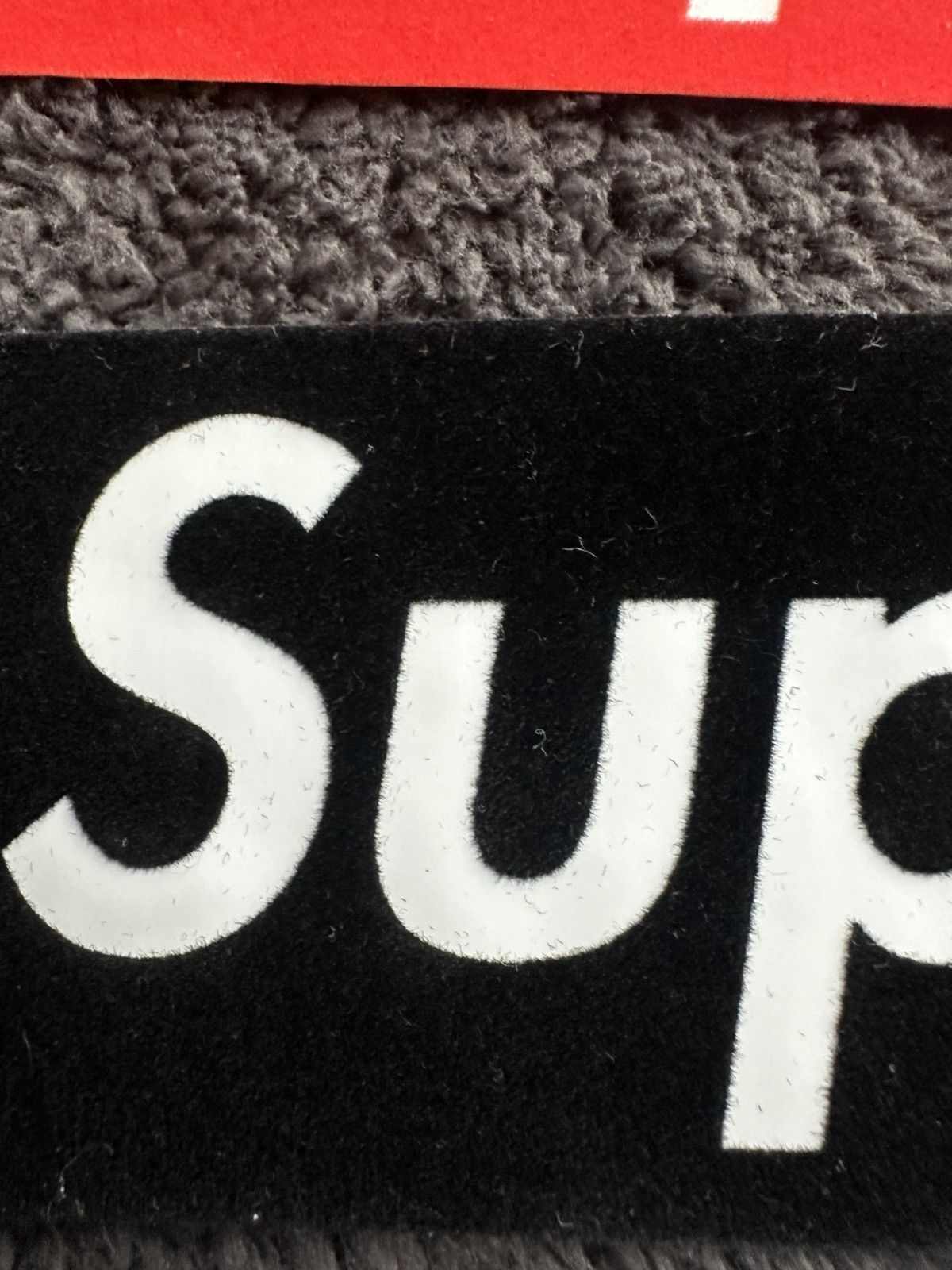 Supreme Supreme Box Logo Felt Black & Red Edition Sticker Size ONE SIZE - 2 Thumbnail